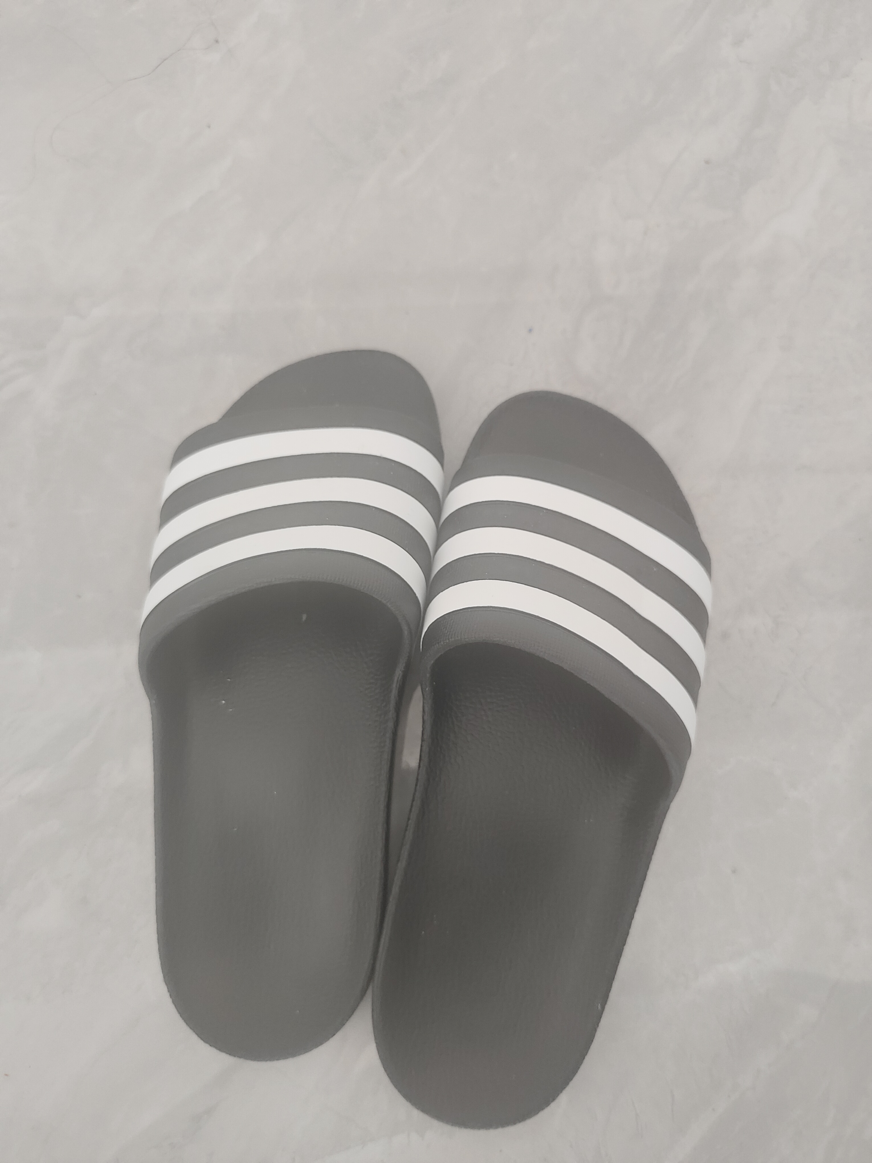 阿迪达斯（adidas）男子游泳系列ADILETTE AQUA运动 拖鞋 F35543 40.5码 UK7码 实拍图