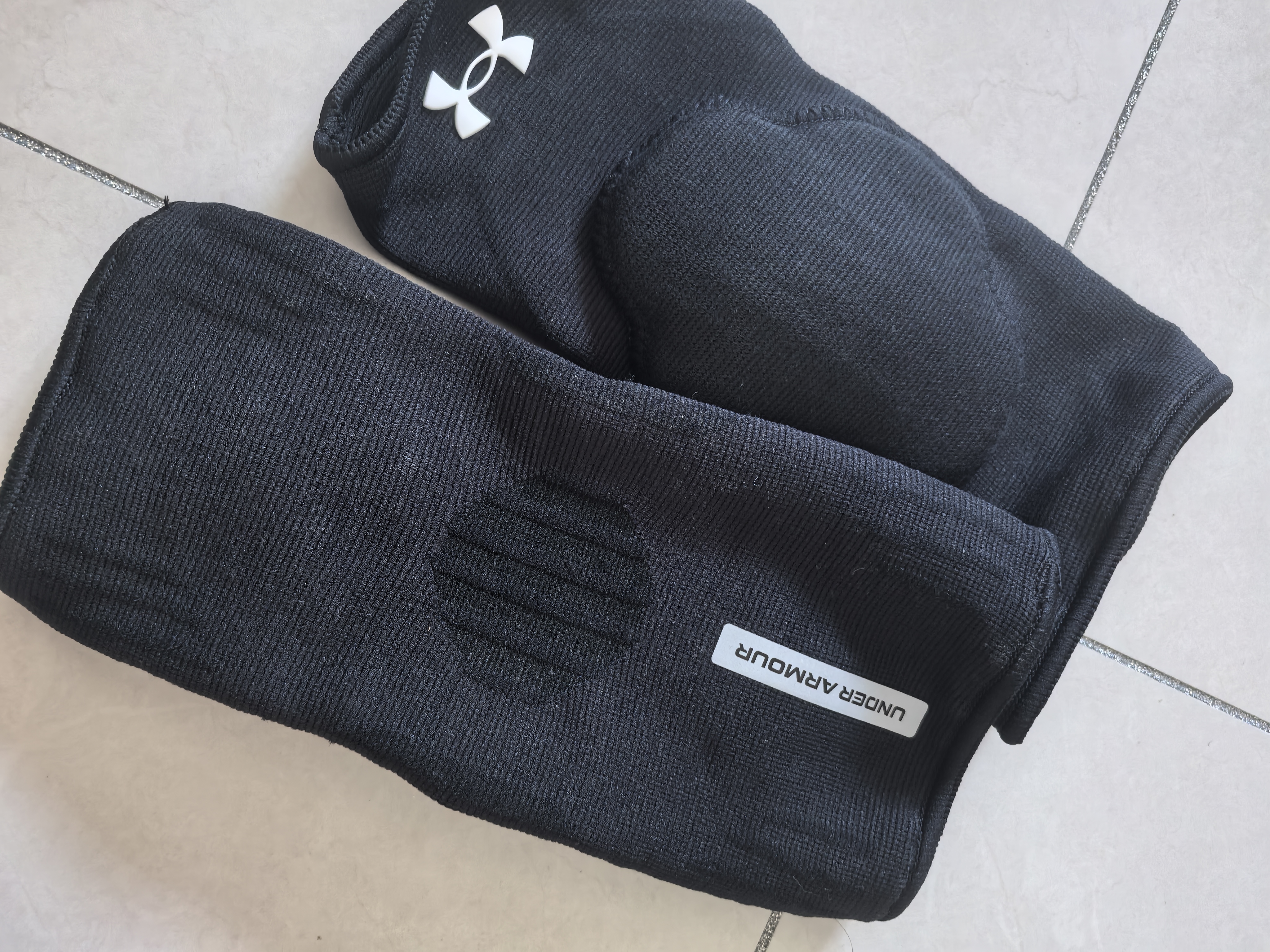安德玛（Under Armour）运动护膝【两只】儿童篮球足球护膝跑步防摔髌骨护腿套男防撞装备 晒单实拍图
