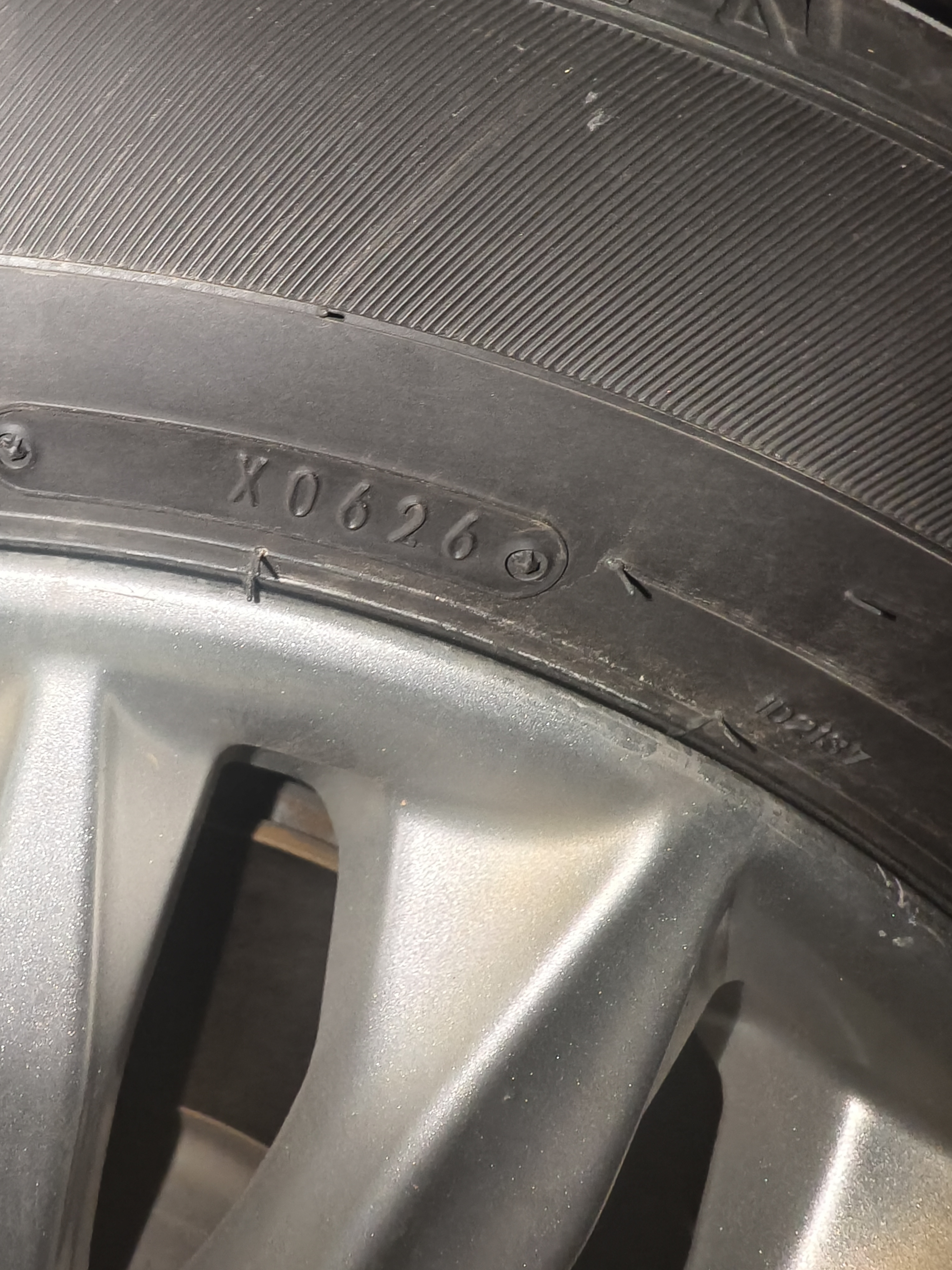 邓禄普（DUNLOP）汽车轮胎205/60R16 92V ENASAVE EC300+原配凌渡/柯米克/C207 实拍图