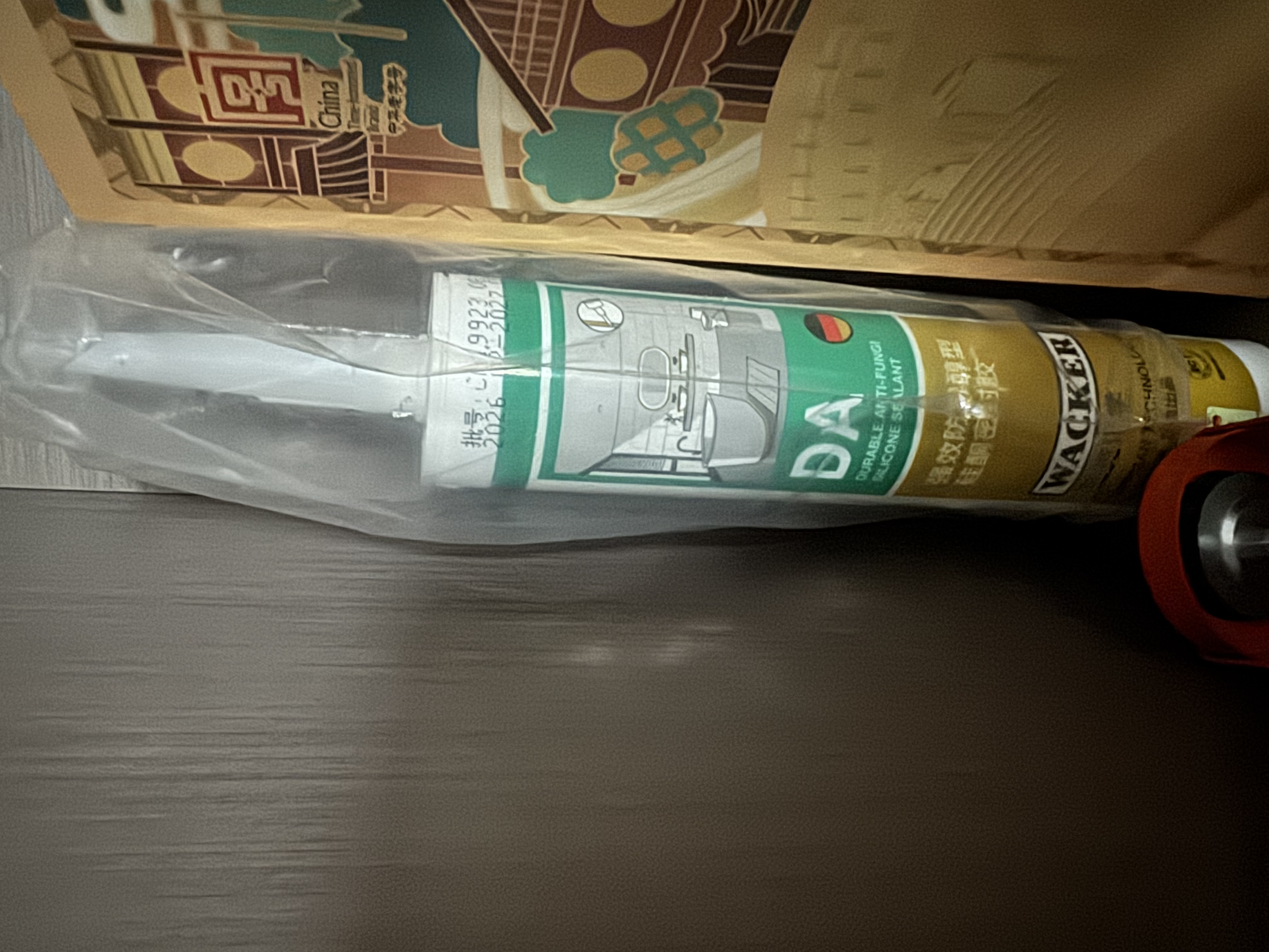 瓦克（WACKER）DA防霉玻璃胶厨卫密封胶防水美容胶马桶封边胶透明1支+胶枪工具包 实拍图