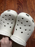 卡骆驰（CROCS）檀健次同款经典洞洞鞋轻便百搭女沙滩鞋包头拖鞋男鞋|10001 骨白色-2Y2(含智必星) 40 (250mm) 实拍图