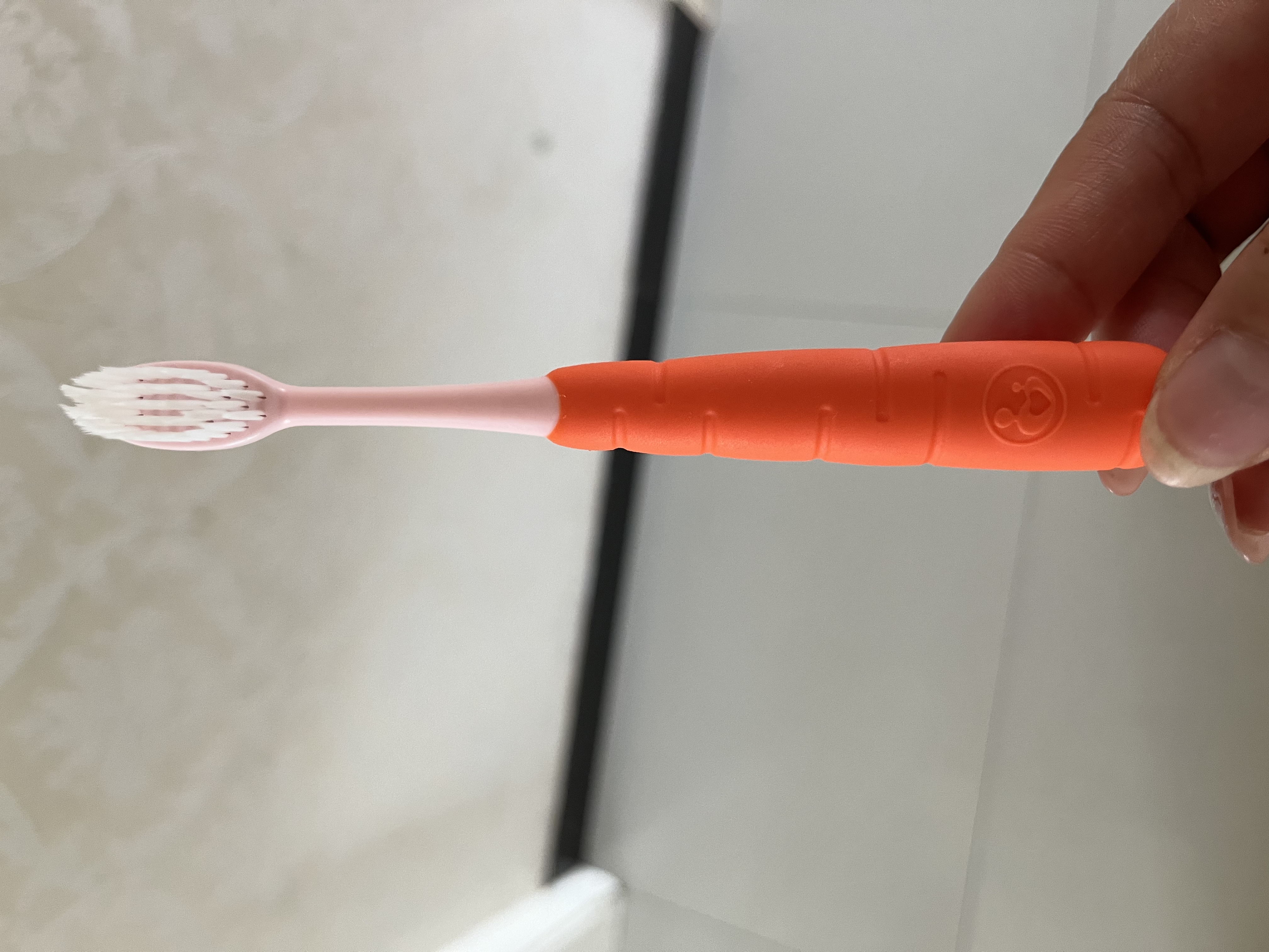 贝德美（bodcrme）儿童护齿软毛牙刷*2套装（宝宝口腔清洁 呵护牙龈 胡萝卜牙刷） 实拍图