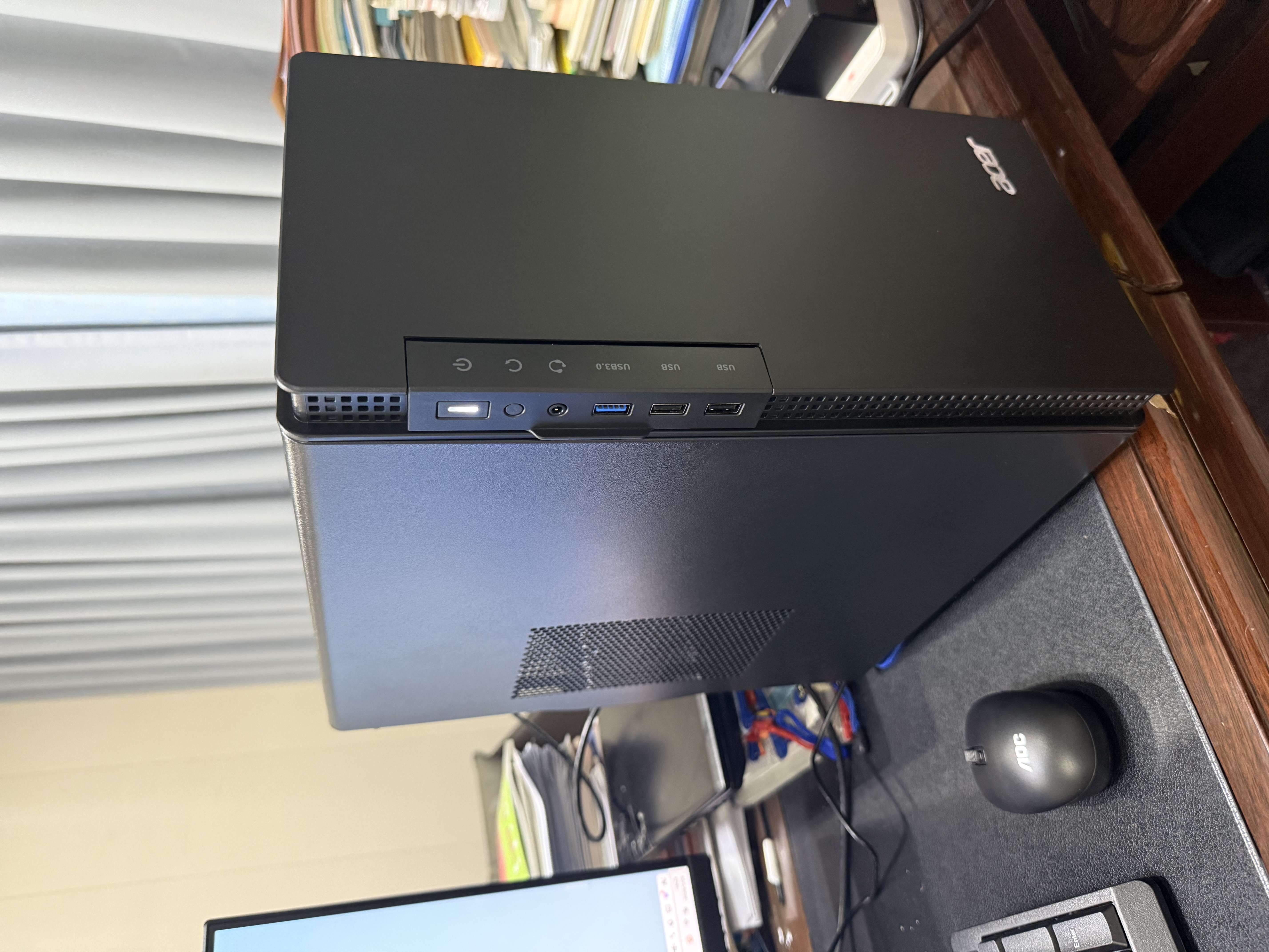 宏碁（acer）暗影骑士·崭电脑台式机主机（14代酷睿i7-14650HX 32G 512G+4T 4G独显）24.5英寸 实拍图