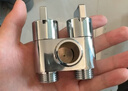 潜水艇（Submarine）F403一进二出三通角阀黄铜镀铬双把双控单独出水自带止水装置银色 实拍图