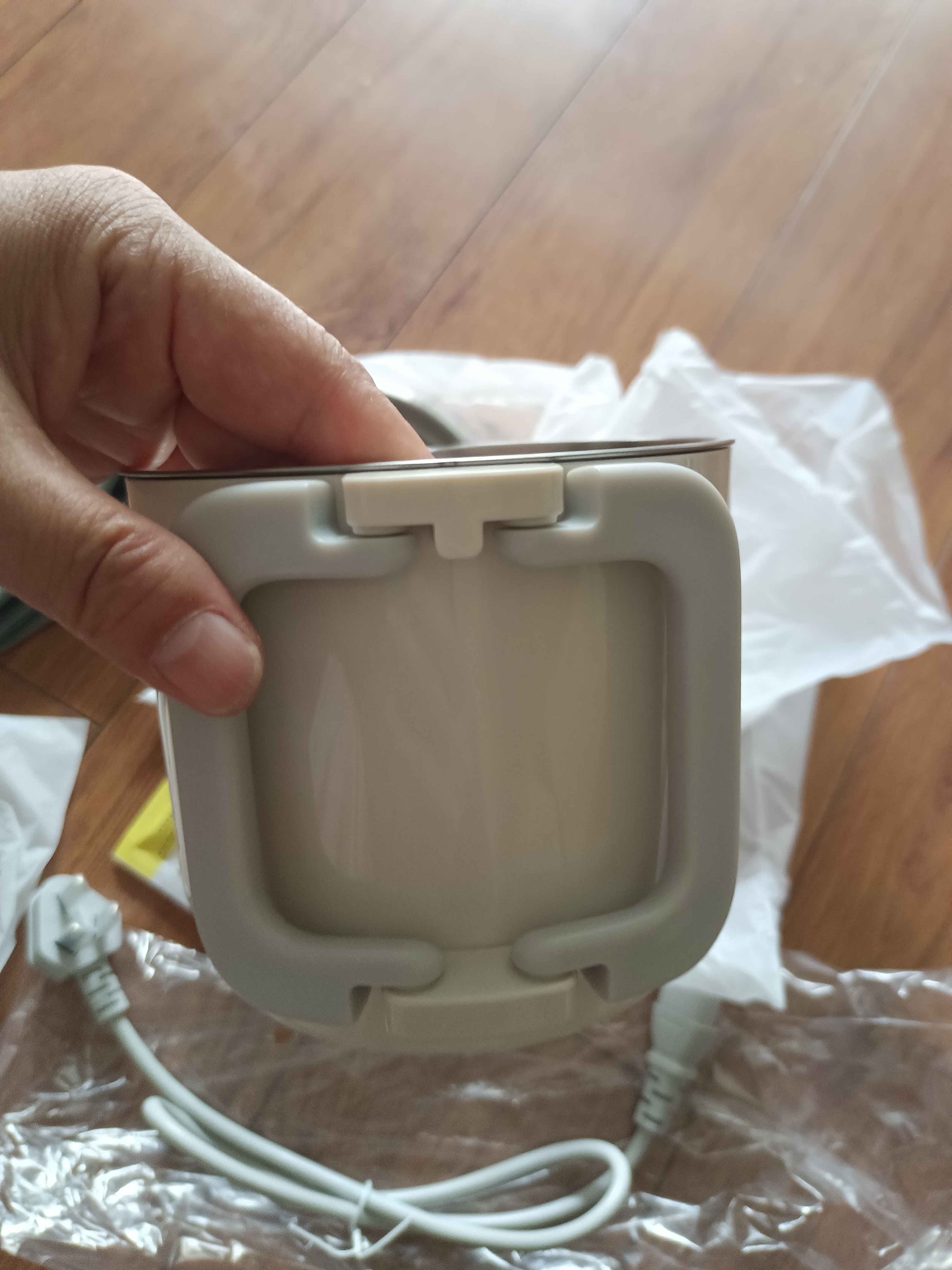 美的（Midea）便携式烧水壶 电水壶热水壶折叠水壶恒温壶 316L不锈钢水壶迷你烧水杯旅行出差家用 0.8L 全钢可拆卸折叠宿舍两用 实拍图