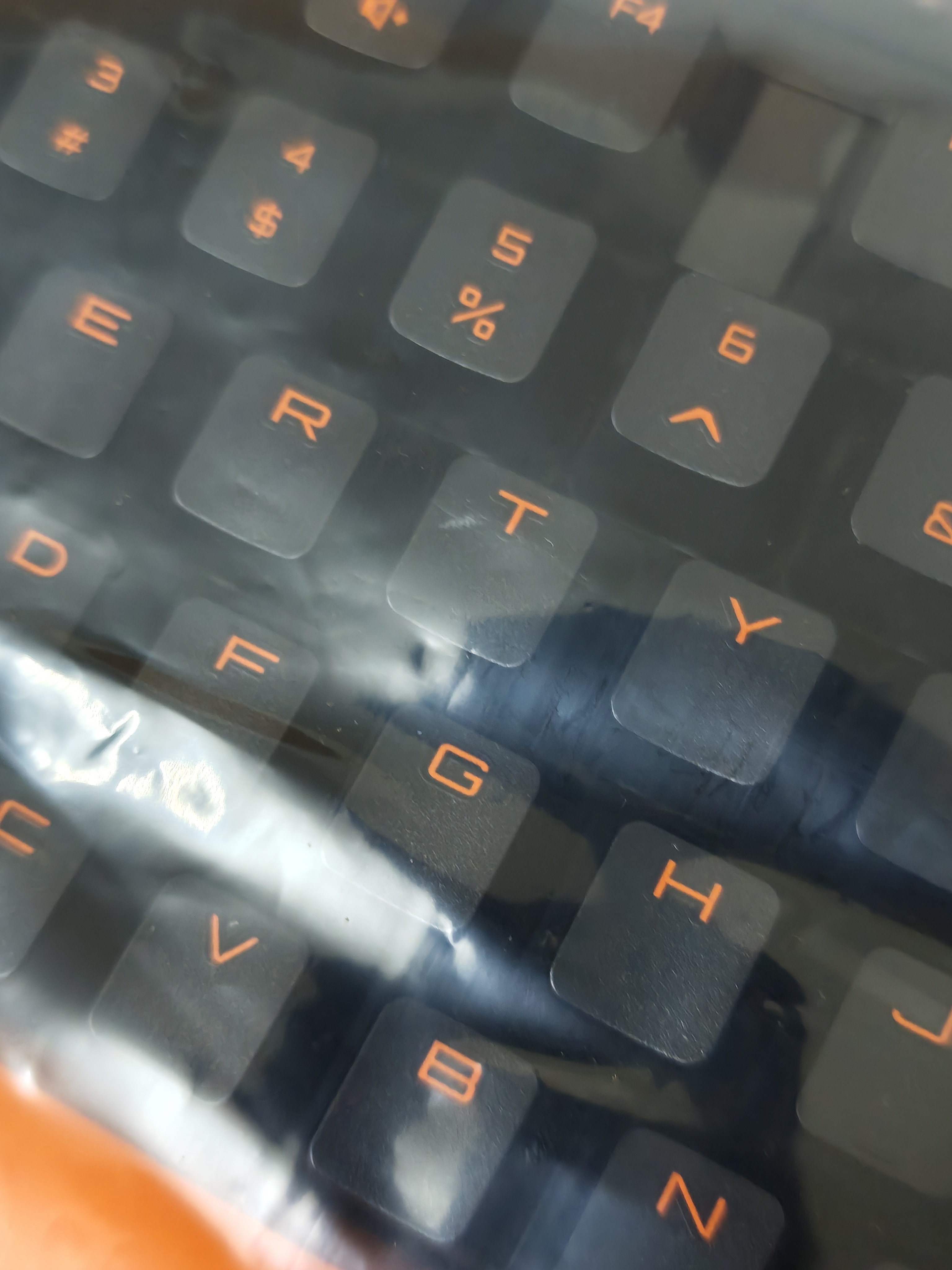 CHERRY樱桃MX2.0 PRO机械键盘108键 无线蓝牙三模电竞游戏键盘电脑办公键盘 兼容WIN/MAC 夜焰红轴 实拍图