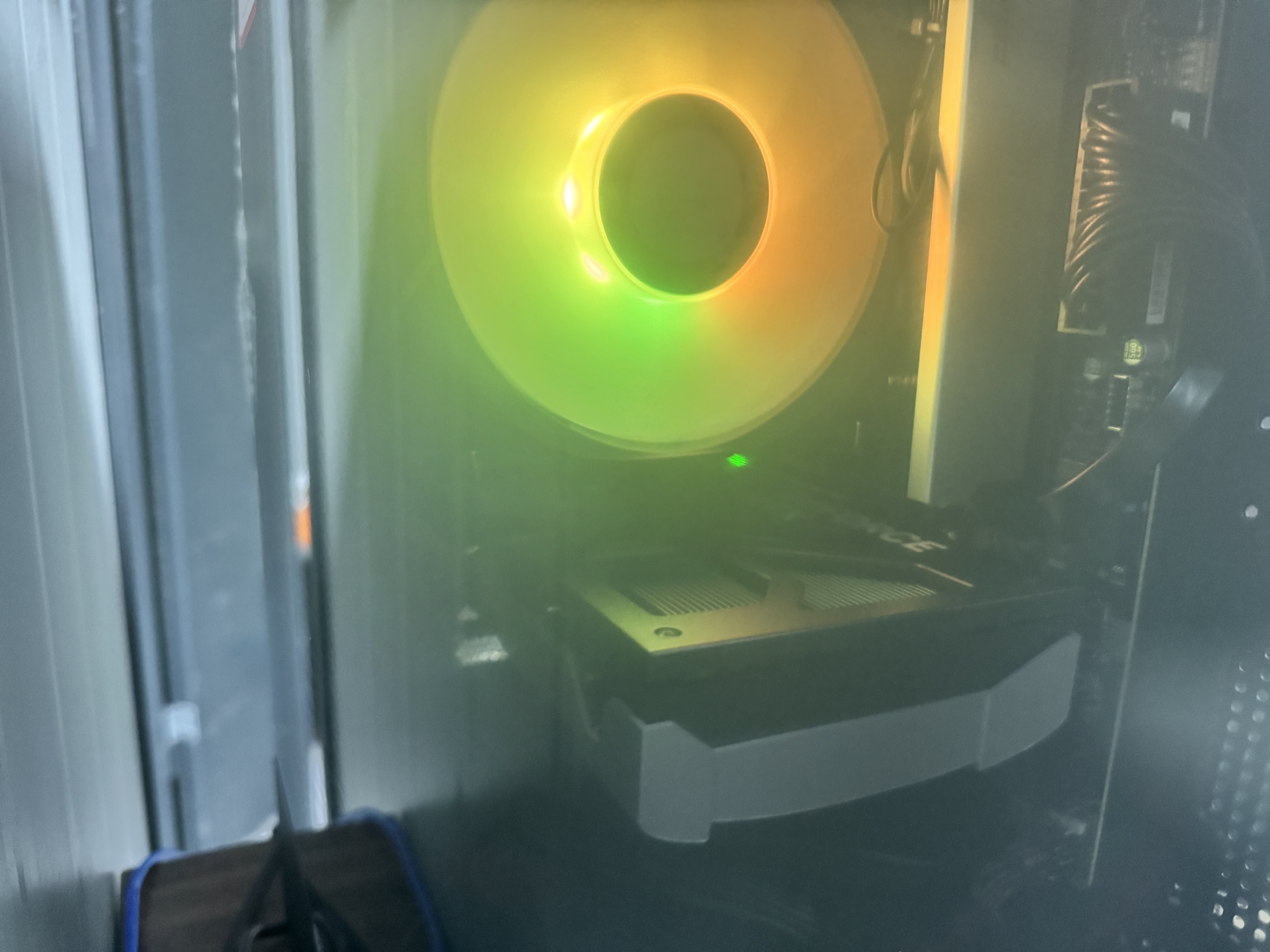 微星（MSI）AMD R7 7800X3D/9700X/5060Ti/5070/9070XT台式组装电脑游戏电竞三角洲行动主机DIY整机组装机 配置十二：9700X+RTX5060Ti 实拍图