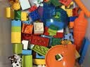 乐高（LEGO）(LEGO)积木拼装得宝10913中号缤纷桶+10460绿色底板组套 实拍图