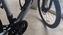 京东京造 XC350山地自行车铝合金禧玛诺21速油压碟刹成年人学生15寸时空银 实拍图