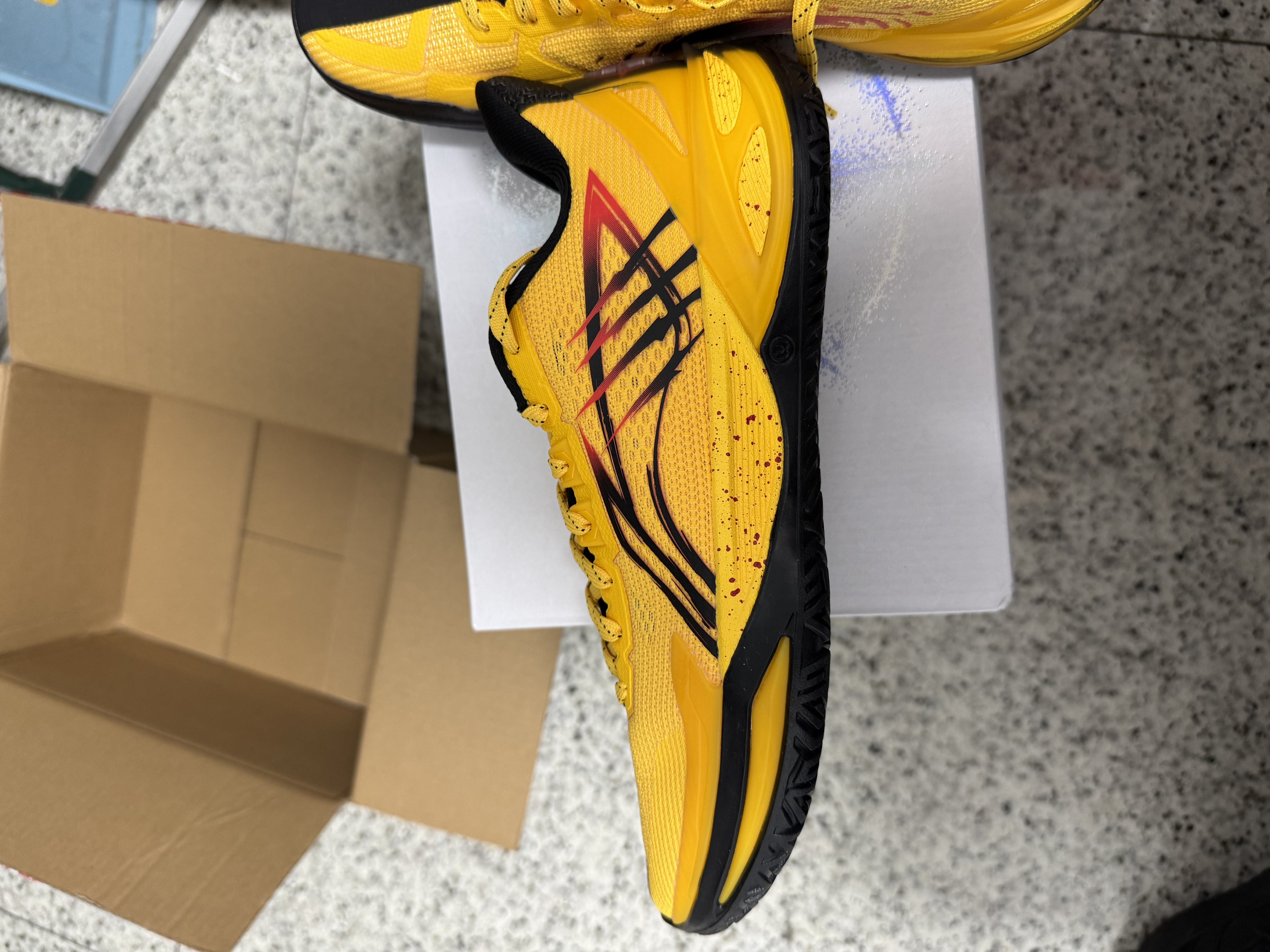 李宁利刃6v2 龙虎斗丨篮球鞋男鞋支撑稳定专业比赛运动鞋ABAV087 实拍图