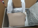 Songmont中号菜篮子女设计师款头层牛皮大容量通勤手提包【张婧仪同款】 奶杏色 帆布内胆 预售15天 实拍图