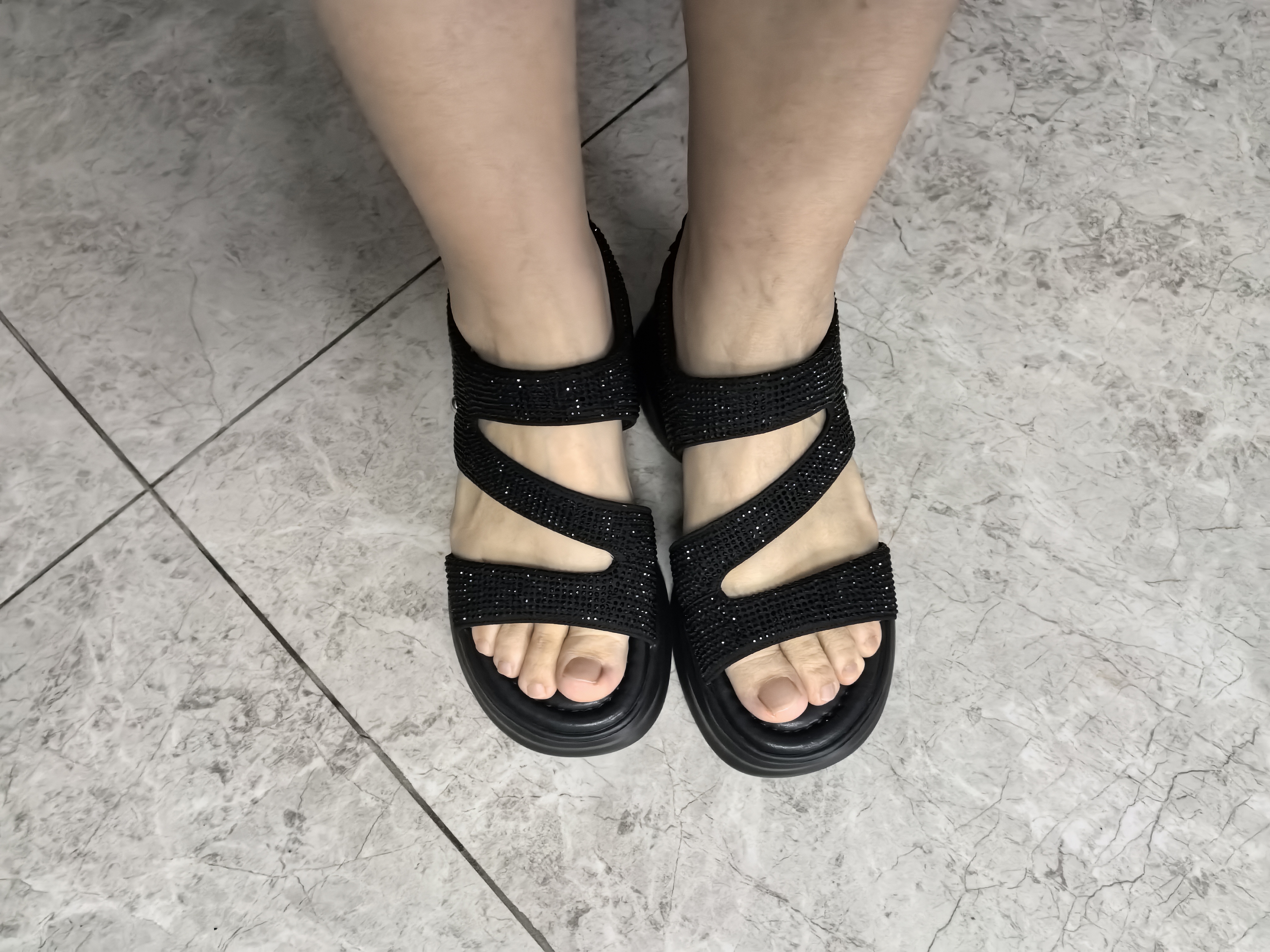 百丽银河闪钻凉鞋女26夏新厚底增高休闲凉鞋JD038BL6 黑色 38 实拍图