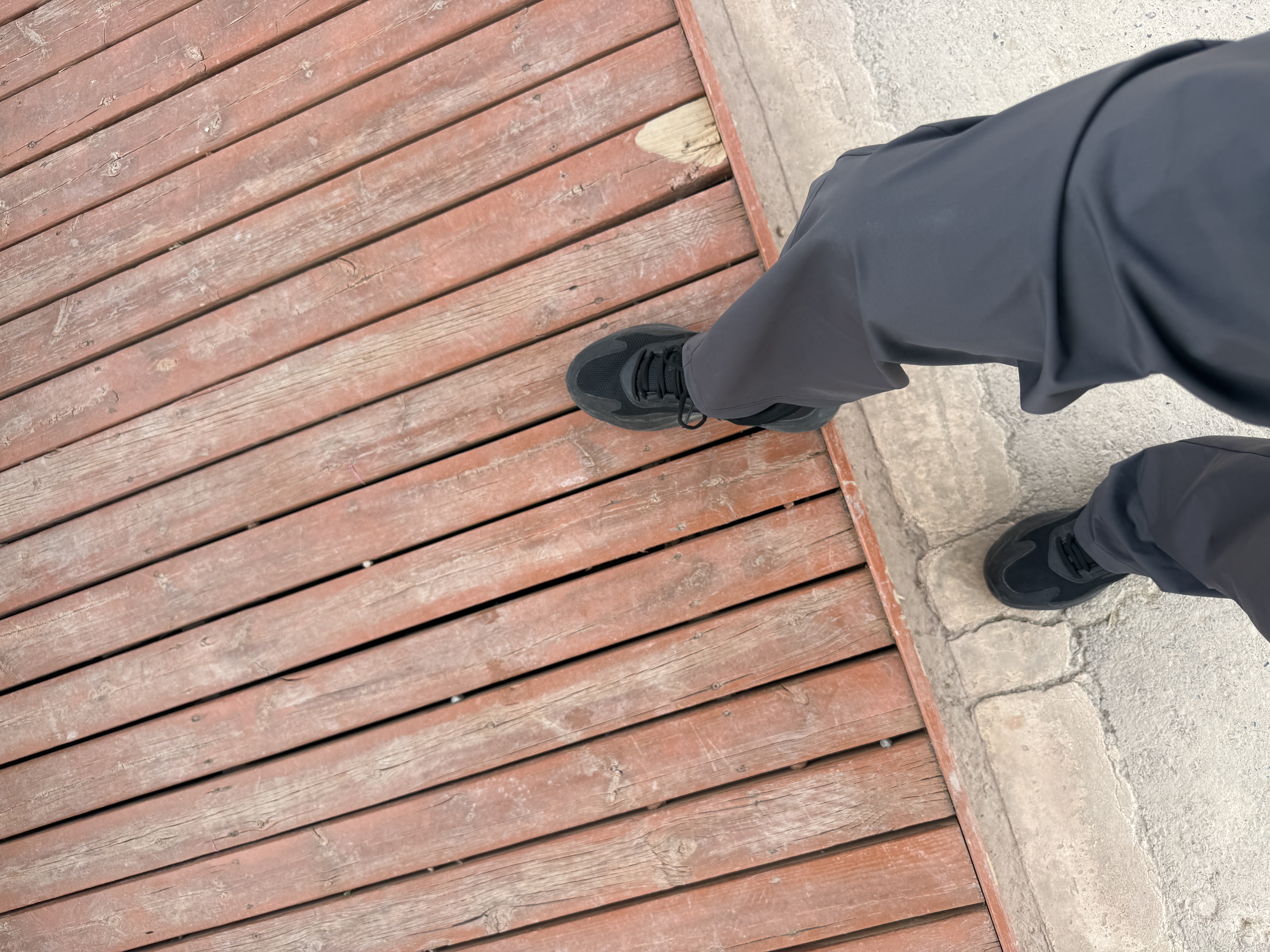 安踏轻释界丨超轻软底舒适跑鞋男网面透气缓震跑步鞋运动鞋综训鞋 实拍图