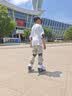京东京造轮滑鞋儿童中小学初学溜冰鞋旱冰鞋配头盔护具节日礼物熊猫色L码 实拍图