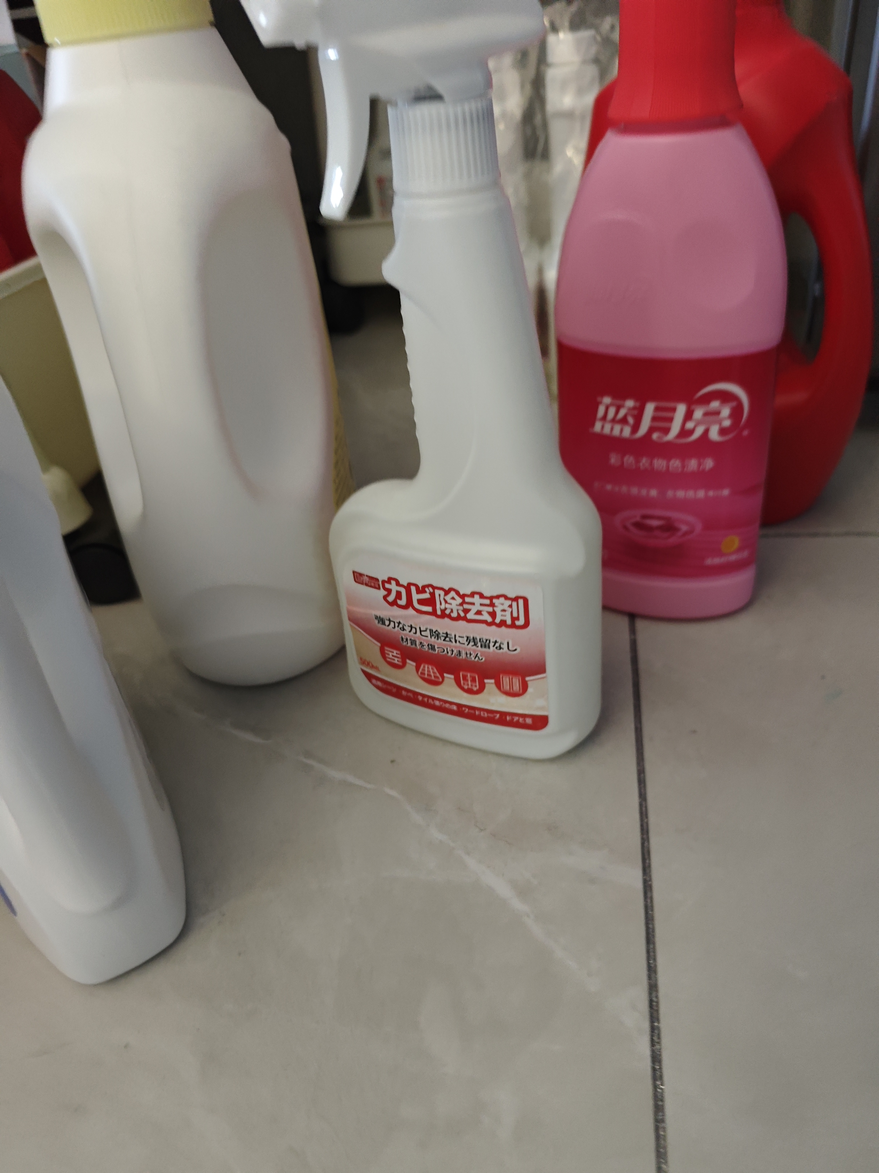 巨奇（JUQI）墙面除霉剂500ml*3瓶墙面布衣柜去霉点斑霉菌清除剂木材除霉 实拍图
