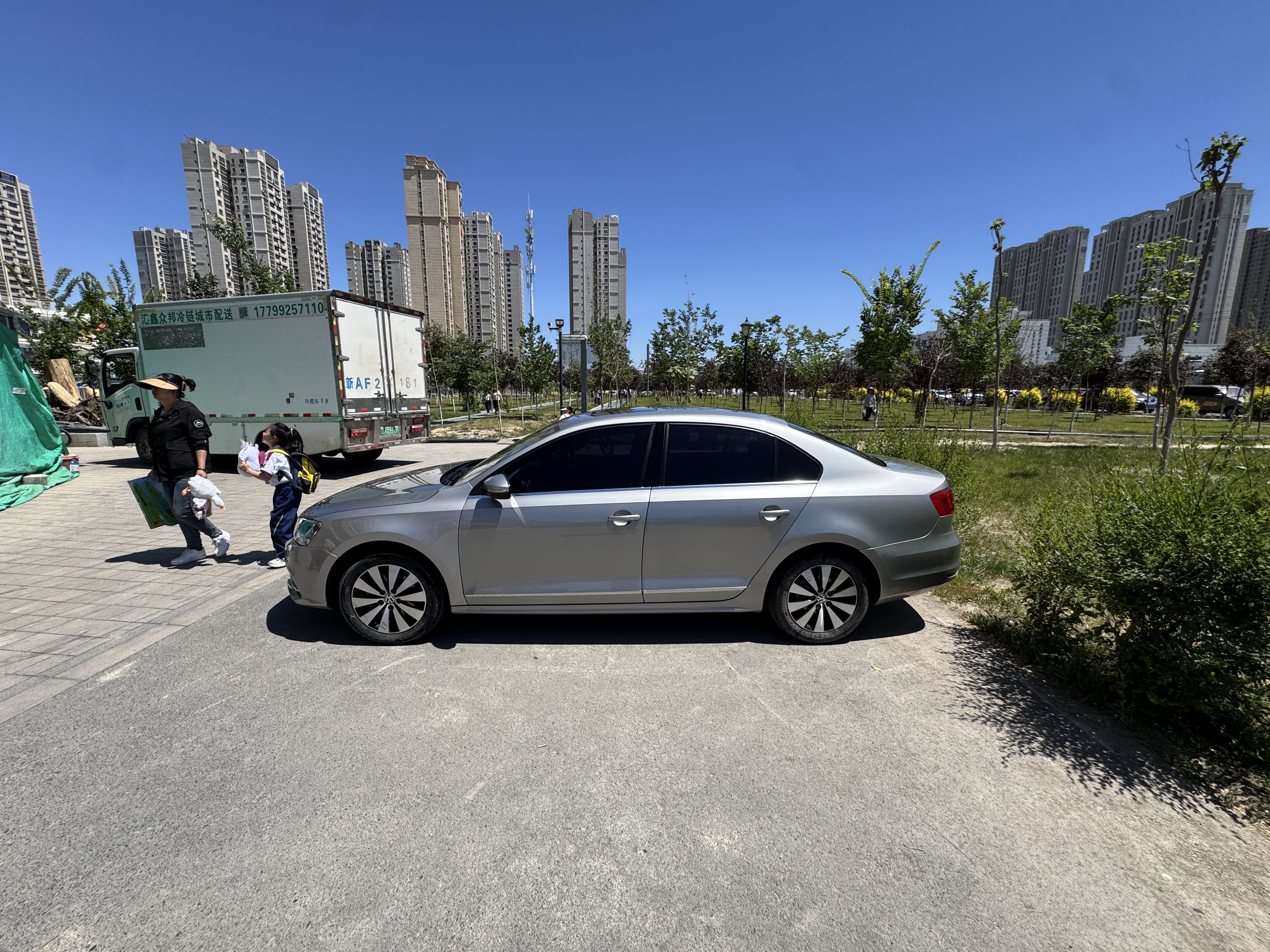 巨奇（JUQI）浓缩翻新护理剂一喷一擦去污翻新旧车变新车顶棚真皮座椅500ml 实拍图