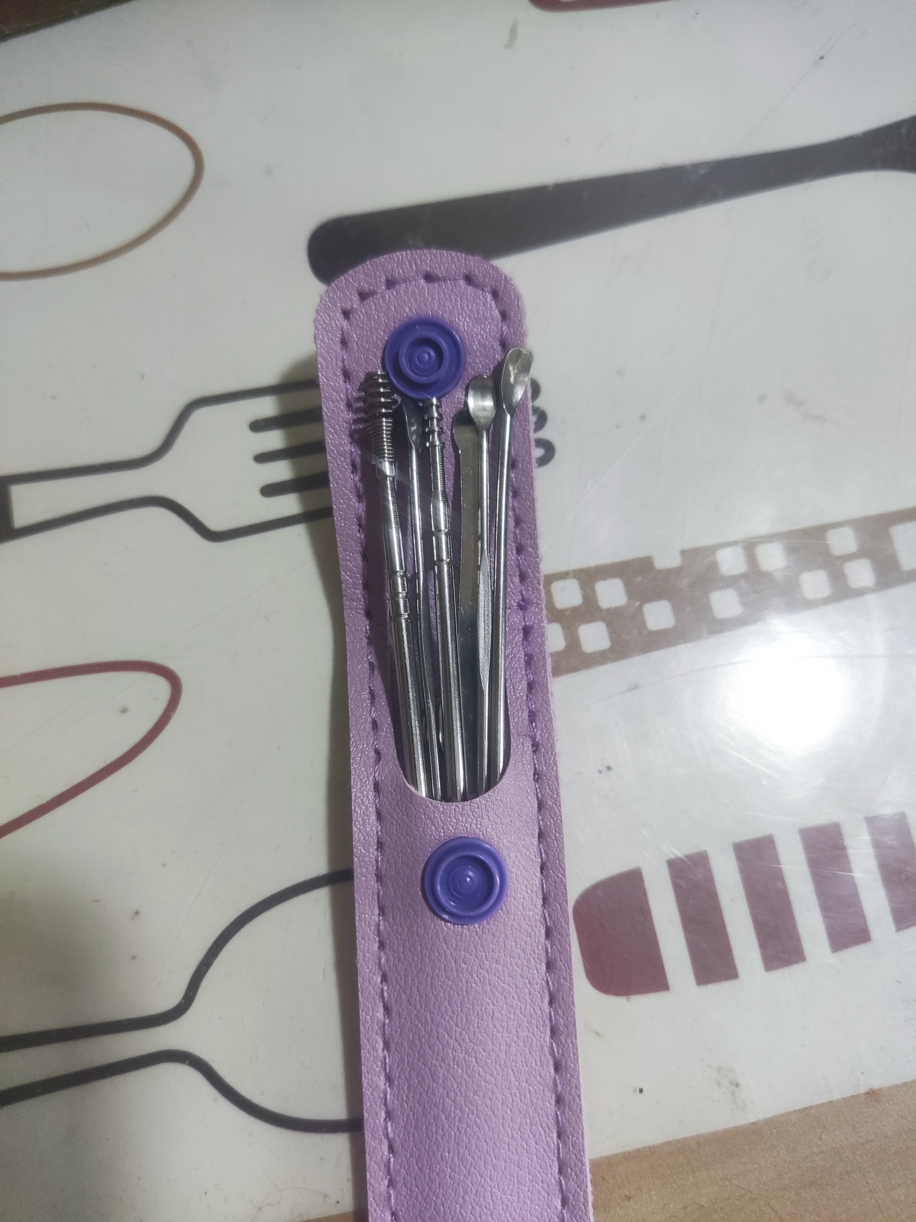 【六件套钥匙扣】不锈钢耳勺便携挖全系列钥匙扣挂件掏耳勺钥匙扣 便携耳勺钥匙扣【1套】颜色随机 实拍图