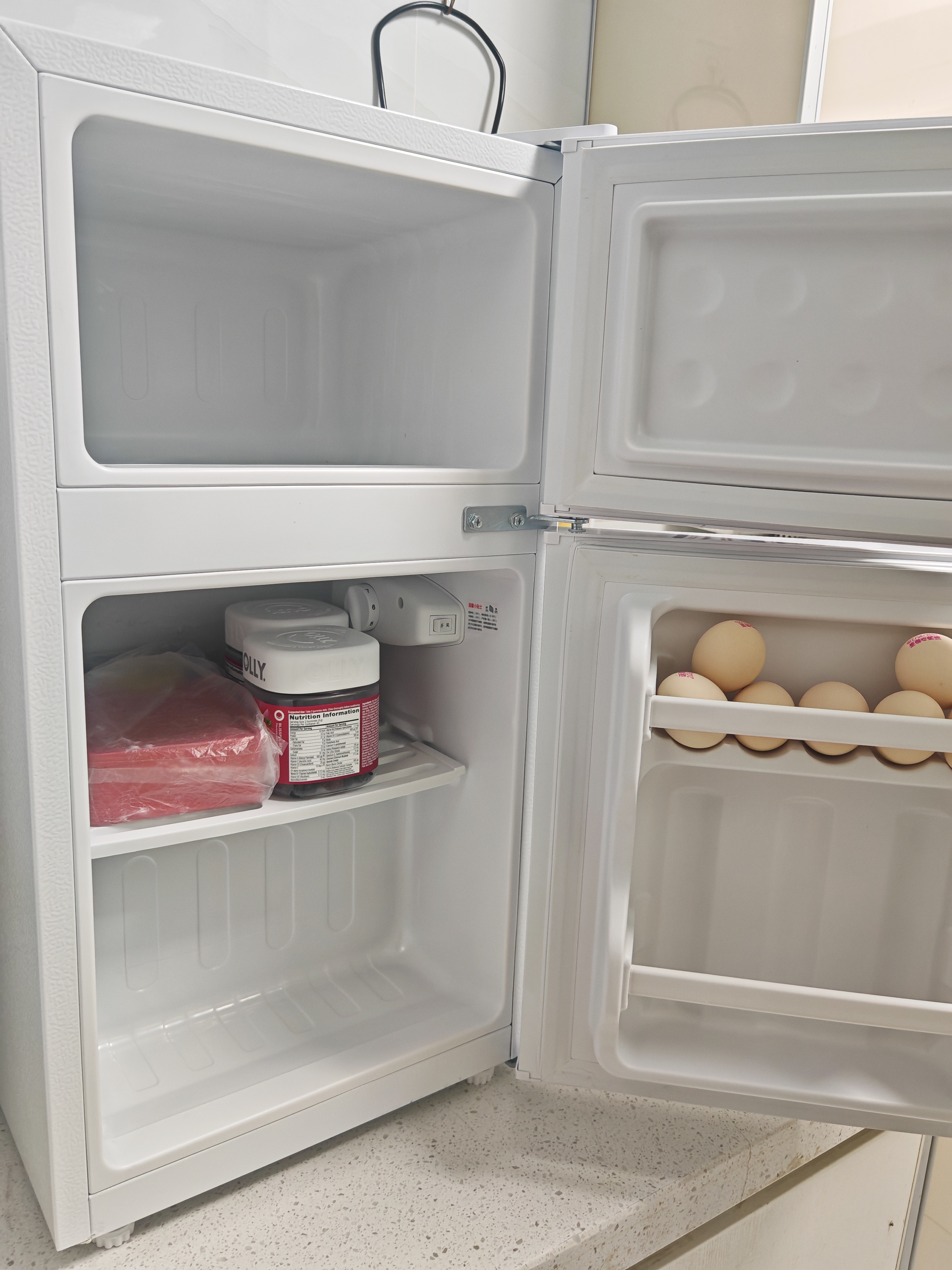 新飞冰箱家用一级能效 租房用小型二门电冰箱冷藏冷冻两用1-2人双门小冰箱办公室迷你小户型 【一级能效】59A119白色+保鲜盒款/省电王 实拍图