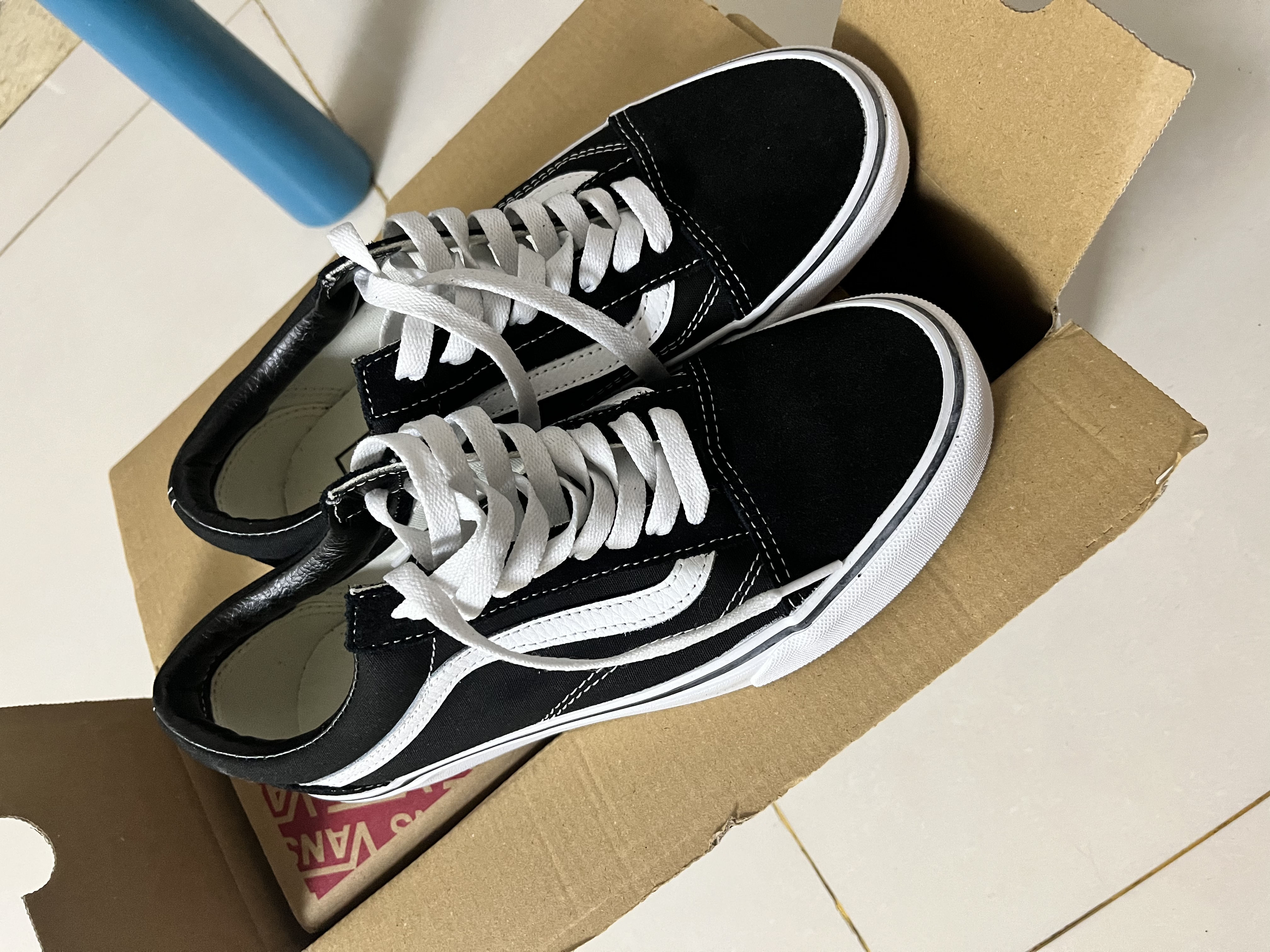 VANS范斯官方 经典款Old Skool黑色复古街头男女鞋板鞋VN000D3HY28 黑色 40.5 实拍图