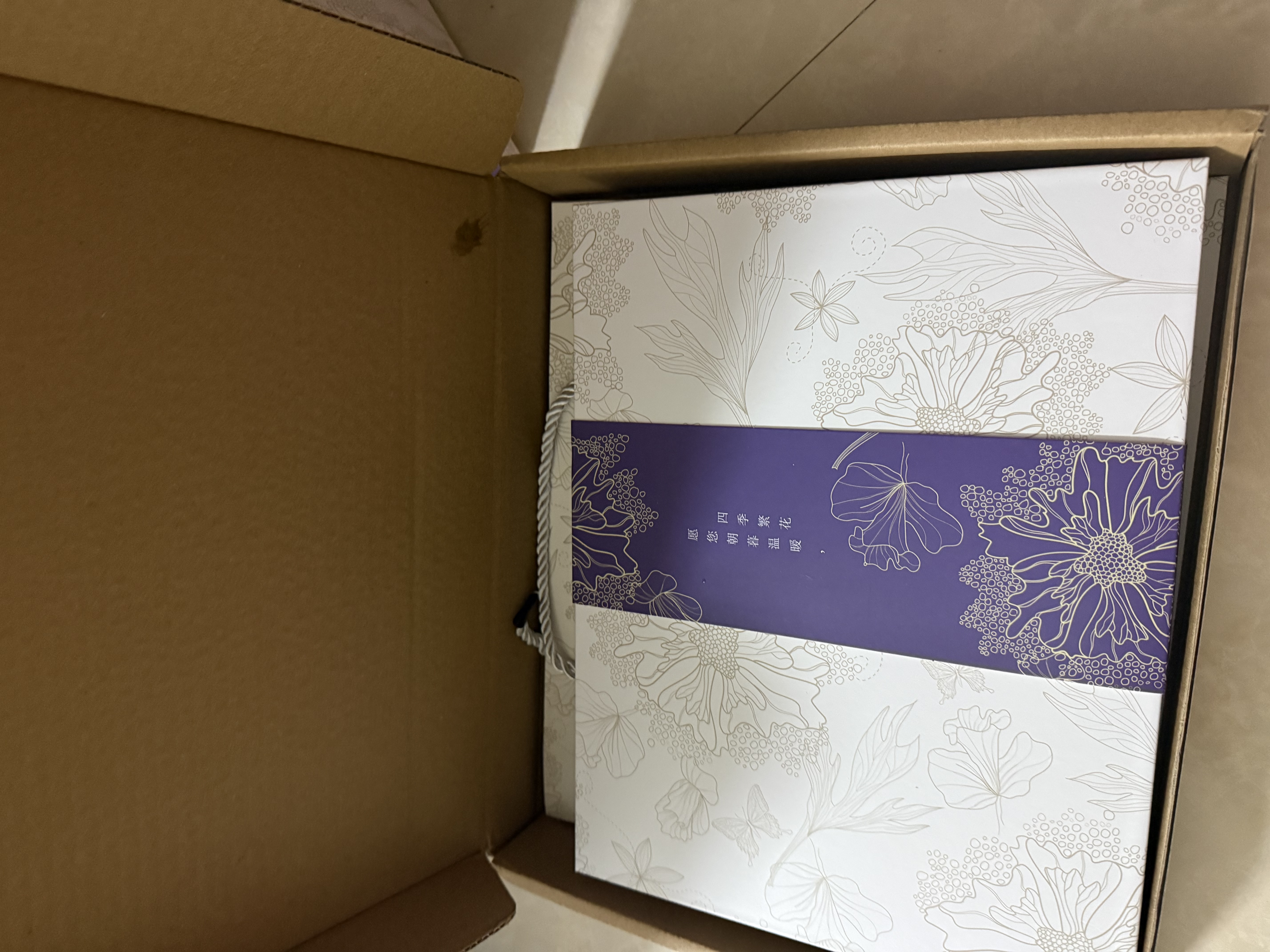 GIAVENTOLA真丝丝巾女100%桑蚕丝方巾轻奢母亲节生日礼物送女生妈妈长辈领导 纯真链条 高级感实用百搭礼盒装 实拍图