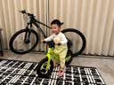 乐卡（Lecoco）儿童平衡滑步车2-6岁荧光绿搭配护具四件奶白咖 实拍图
