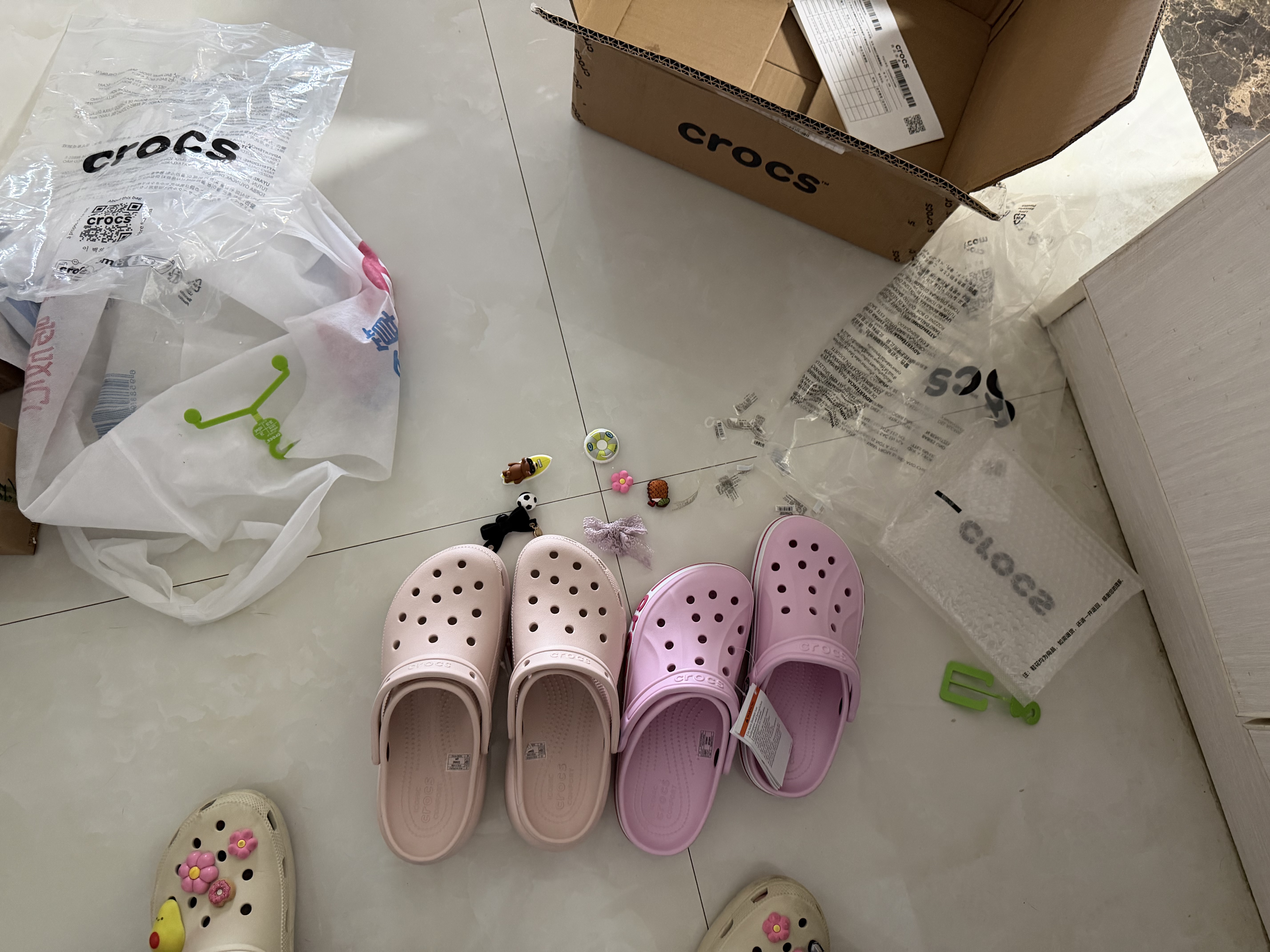 CROCS卡骆驰白鹿同款云朵洞洞鞋时尚百搭女鞋户外沙滩鞋花园鞋|206750 石英粉-6UR（含智必星） 40 (260mm) 实拍图