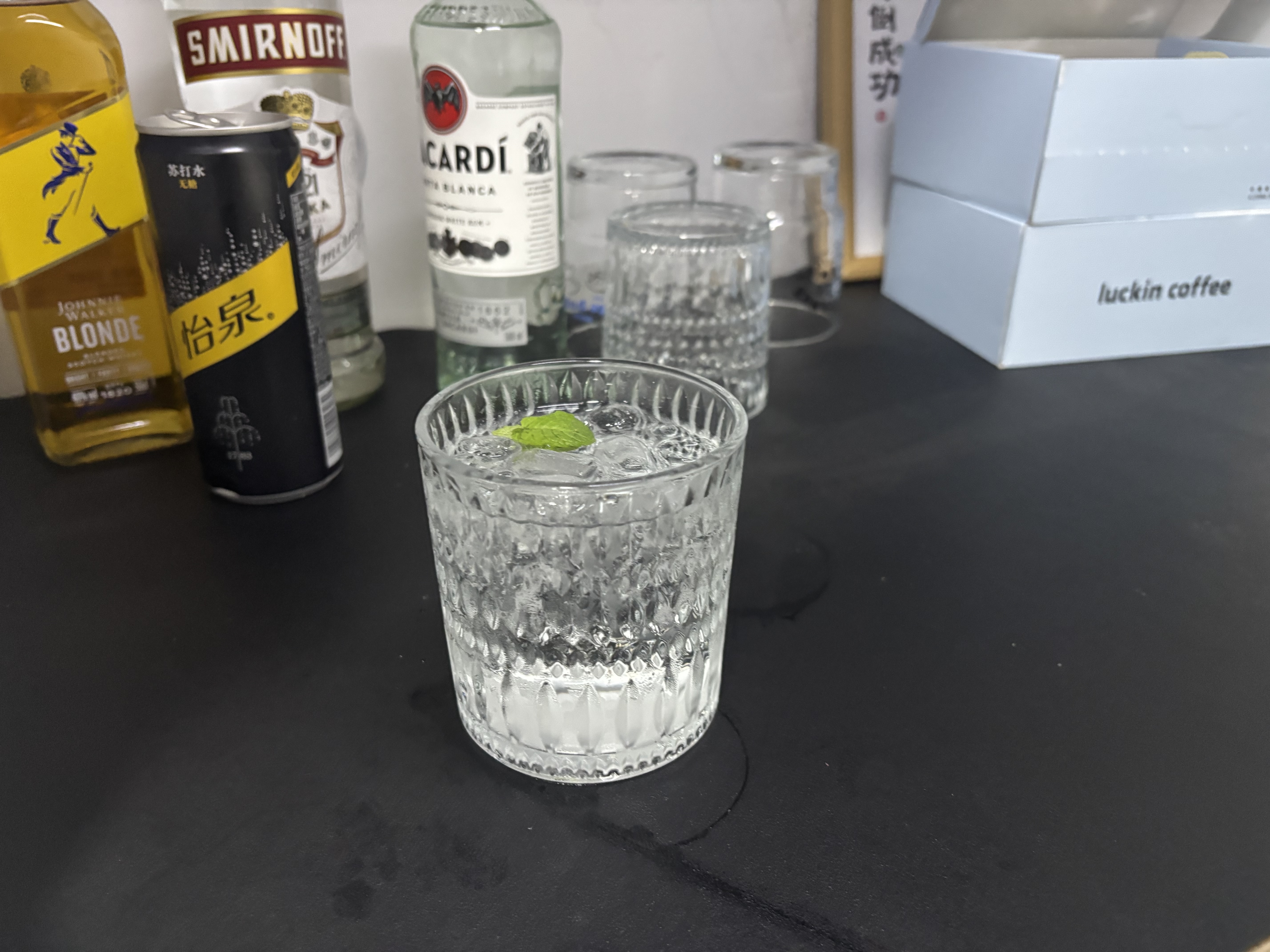 斯米诺红牌伏特加700ml+耀澄调和威士忌500ml 调酒基酒 洋酒组合 实拍图