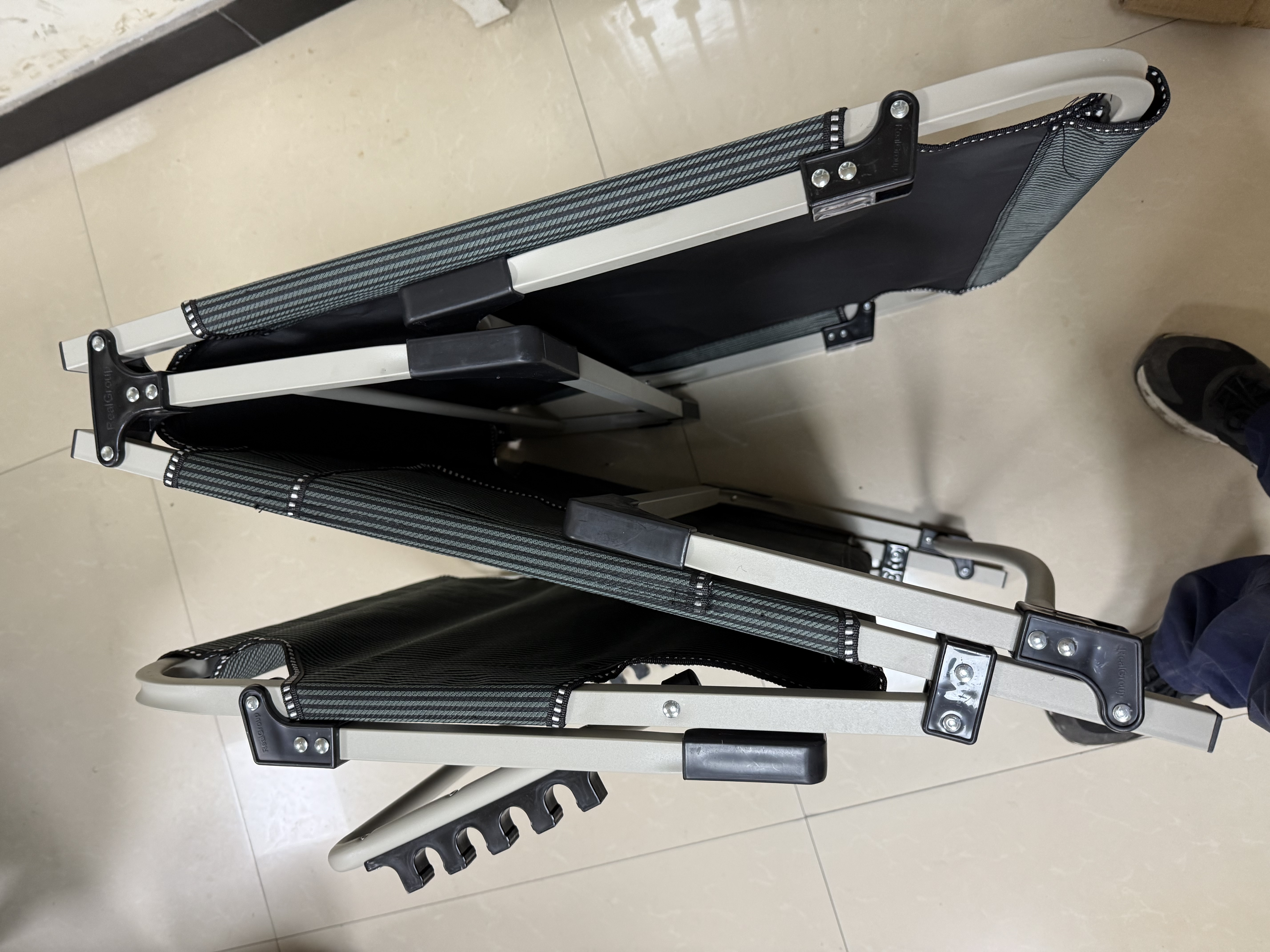 瑞仕达（Restar） 折叠床单人办公室折叠午休午睡床居家陪护单人床便携式行军床 全正方管-斜纹面料 实拍图