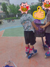 斯威（SWAY）轮滑鞋儿童溜冰鞋男女童初学套装中小学滑轮滑冰旱冰鞋成人直排轮 波蓝八轮全闪+头盔护具+一体支架 M (适合6-12岁)平时鞋码31-36 实拍图
