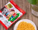 天方香酥米方便面碎碎面麻辣干脆面香辣味零食干吃面点心面整箱批发 【2箱】香酥米26g*100袋 实拍图