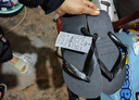 havaianas哈唯纳Top炫彩夹脚人字拖女夏海边平底拖鞋情侣款 0090-火耀黑 37-38 巴西码 实拍图