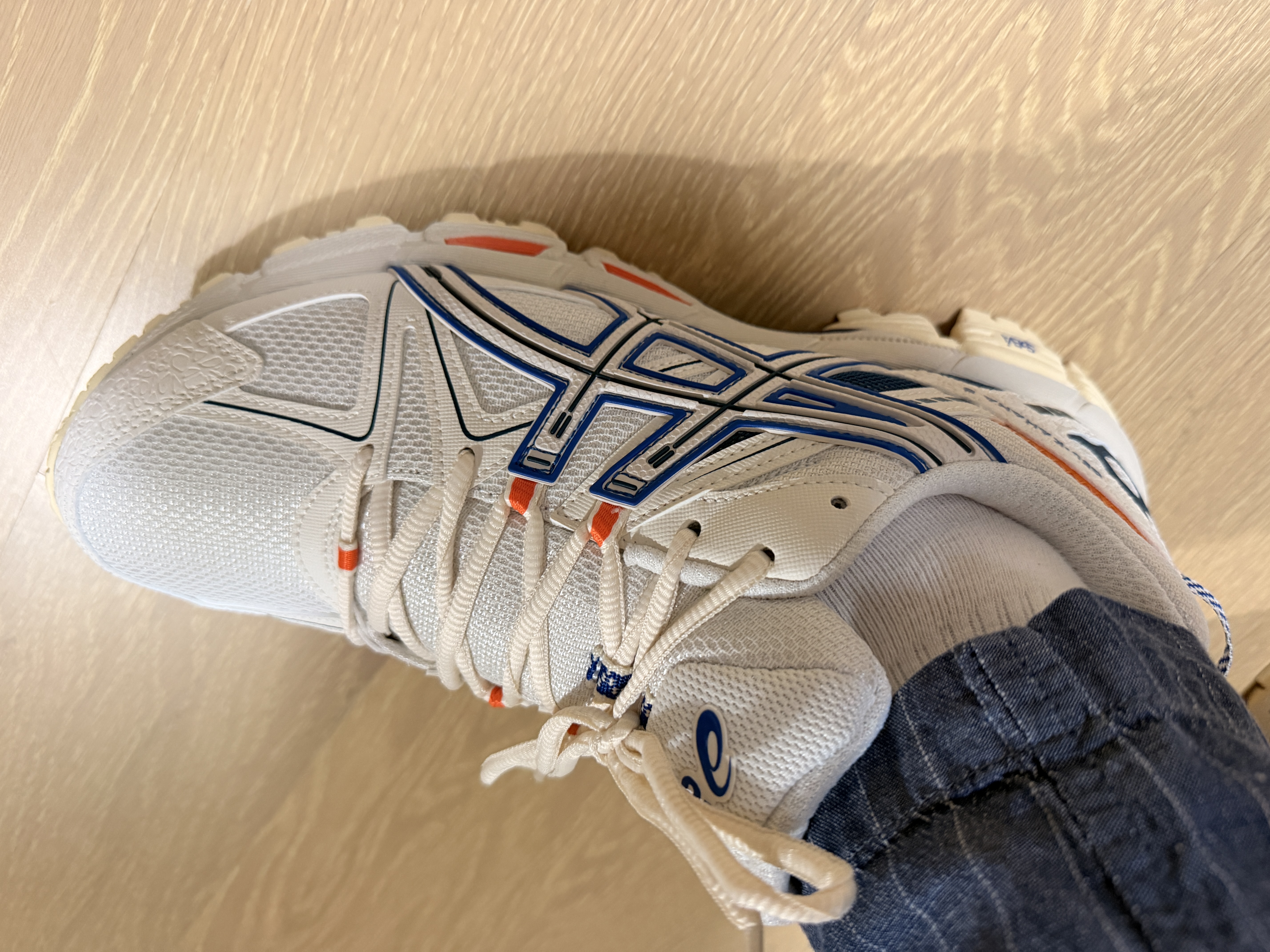 亚瑟士ASICS男女回弹耐磨透气越野跑鞋 GEL-KAHANA 8 米色/蓝色 43.5 实拍图