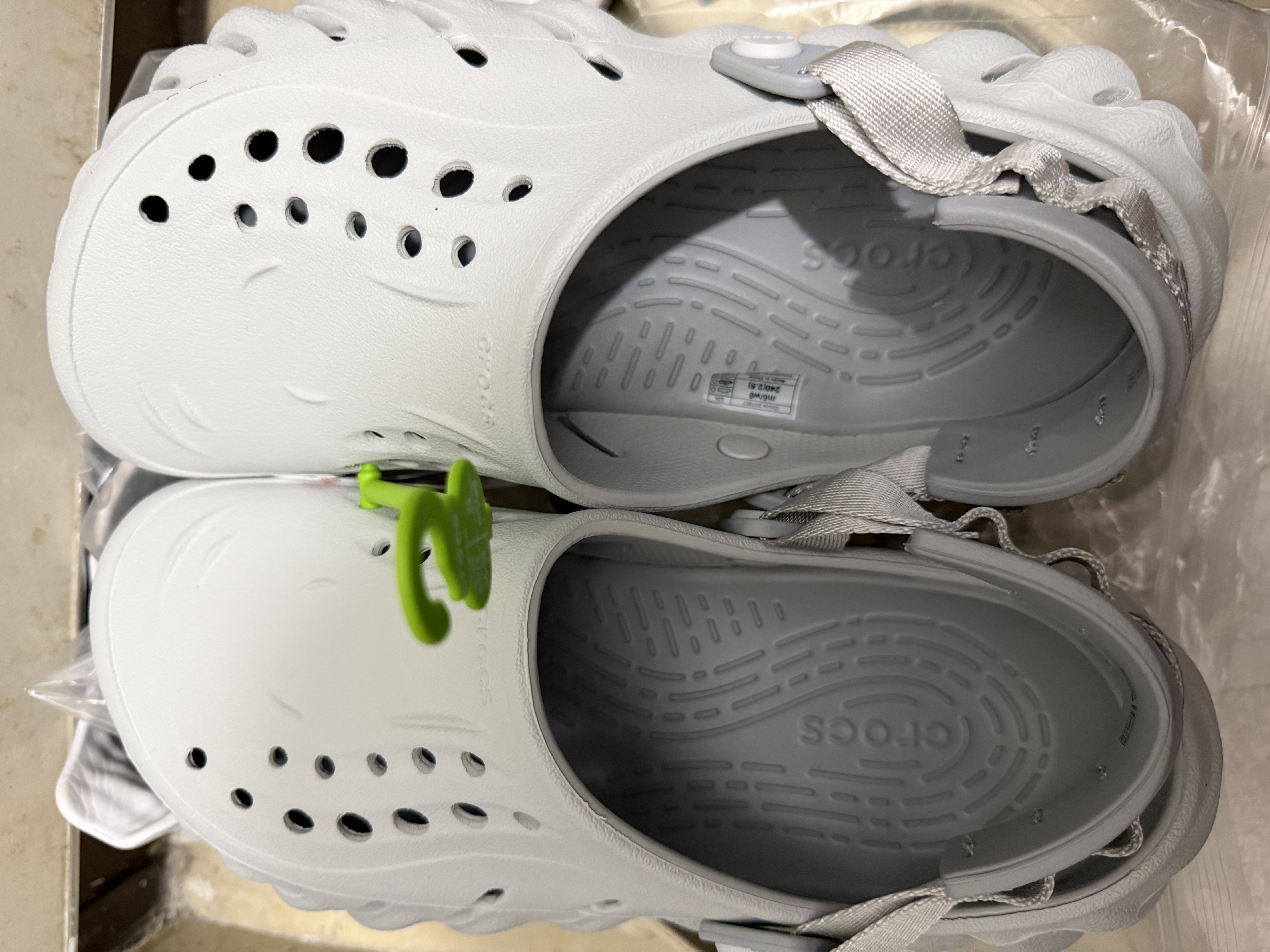 CROCS卡骆驰檀健次同款波波洞洞鞋|207937 大气灰-1FT 40(250mm) 实拍图