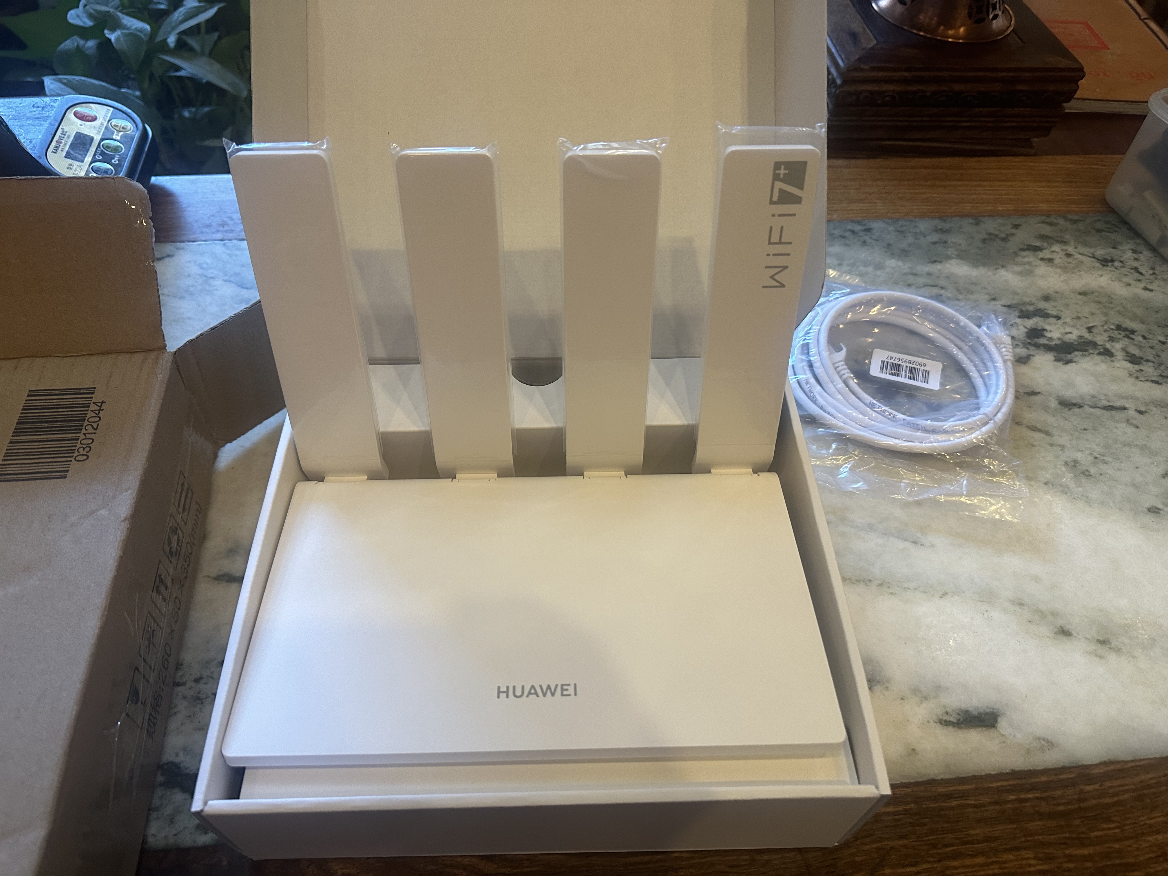 华为路由器全千兆WiFi6+家用无线5G双频穿墙王信号放大器增强器中继器长全屋漏油器 WiFi7+【3600M+双频聚合】 5G双频+手游加速+全千兆网口 实拍图
