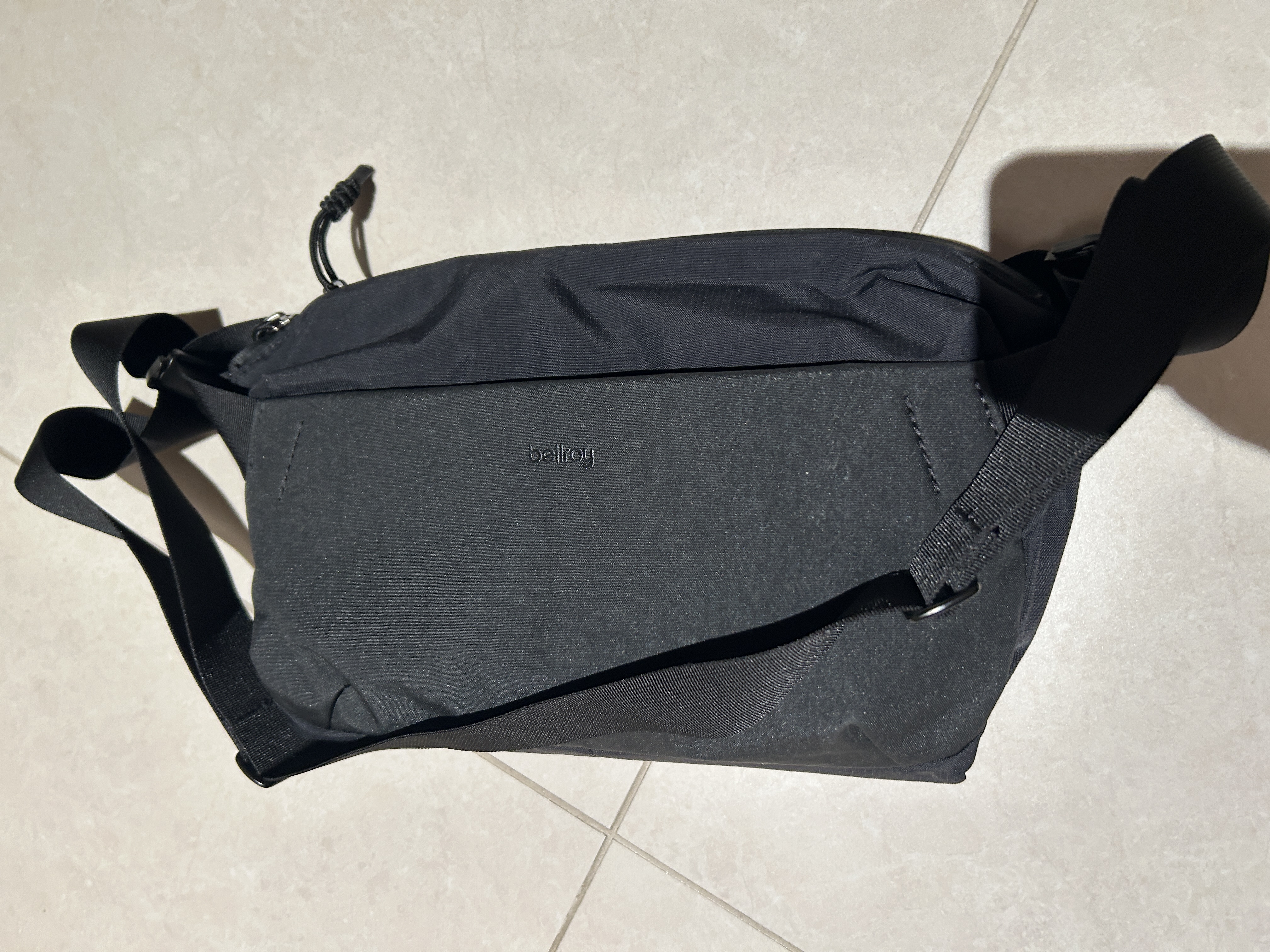Bellroy澳洲 Venture Sling 9L 户外机能运动骑行胸包斜挎包腰包 墨黑色【热销】 实拍图