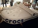 卡骆驰（CROCS）贝雅卡骆班洞洞鞋|205089 白/深蓝-126   43 (270mm)   实拍图