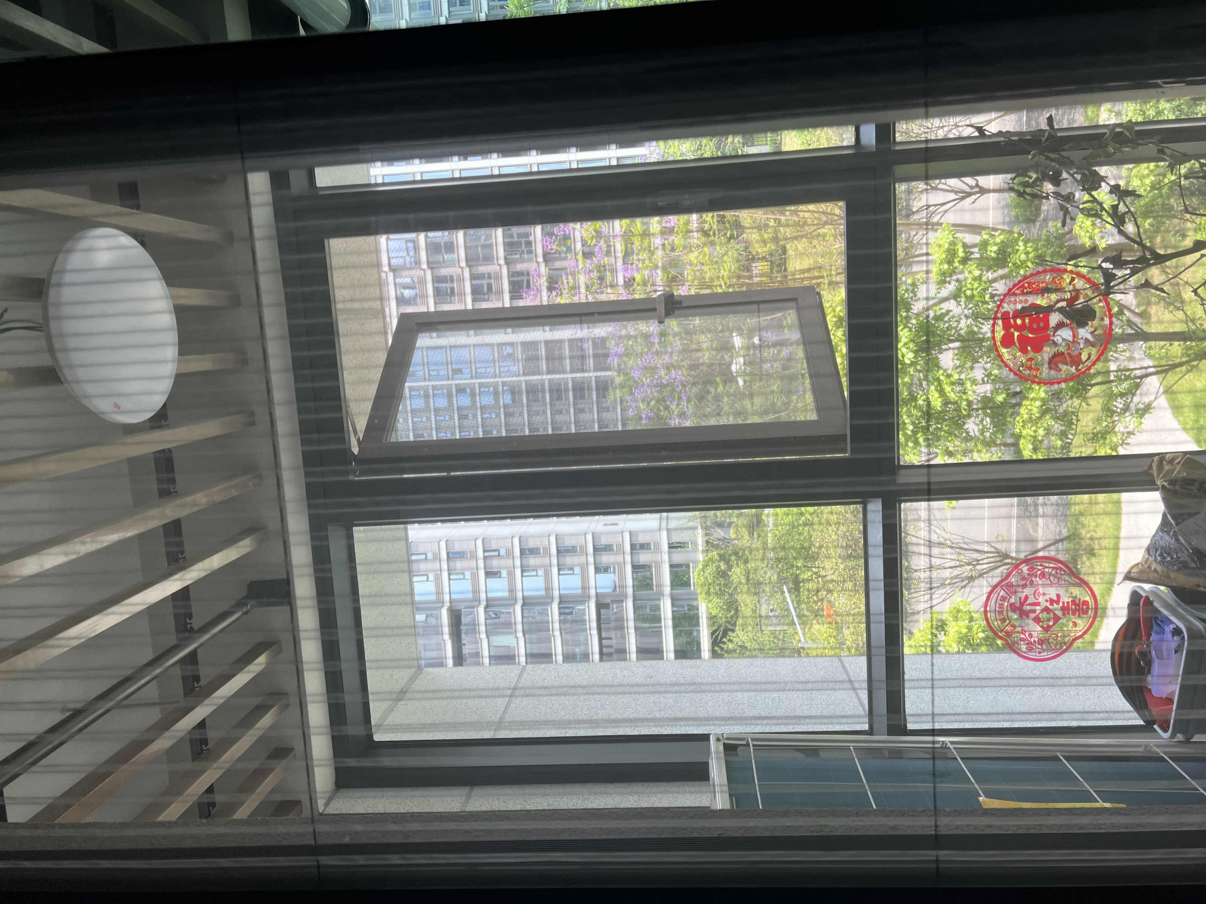 素酷防蚊隐形沙门铝合金推拉式纱门纱窗折叠门家用免打孔伸缩纱网纱帘 灰色国标加厚料 加厚铝合金 （一平价） 实拍图