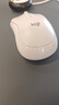 罗技（Logitech）M221 轻音鼠标 无线鼠标 办公鼠标 对称鼠标 带无线微型接收器 米白色 实拍图