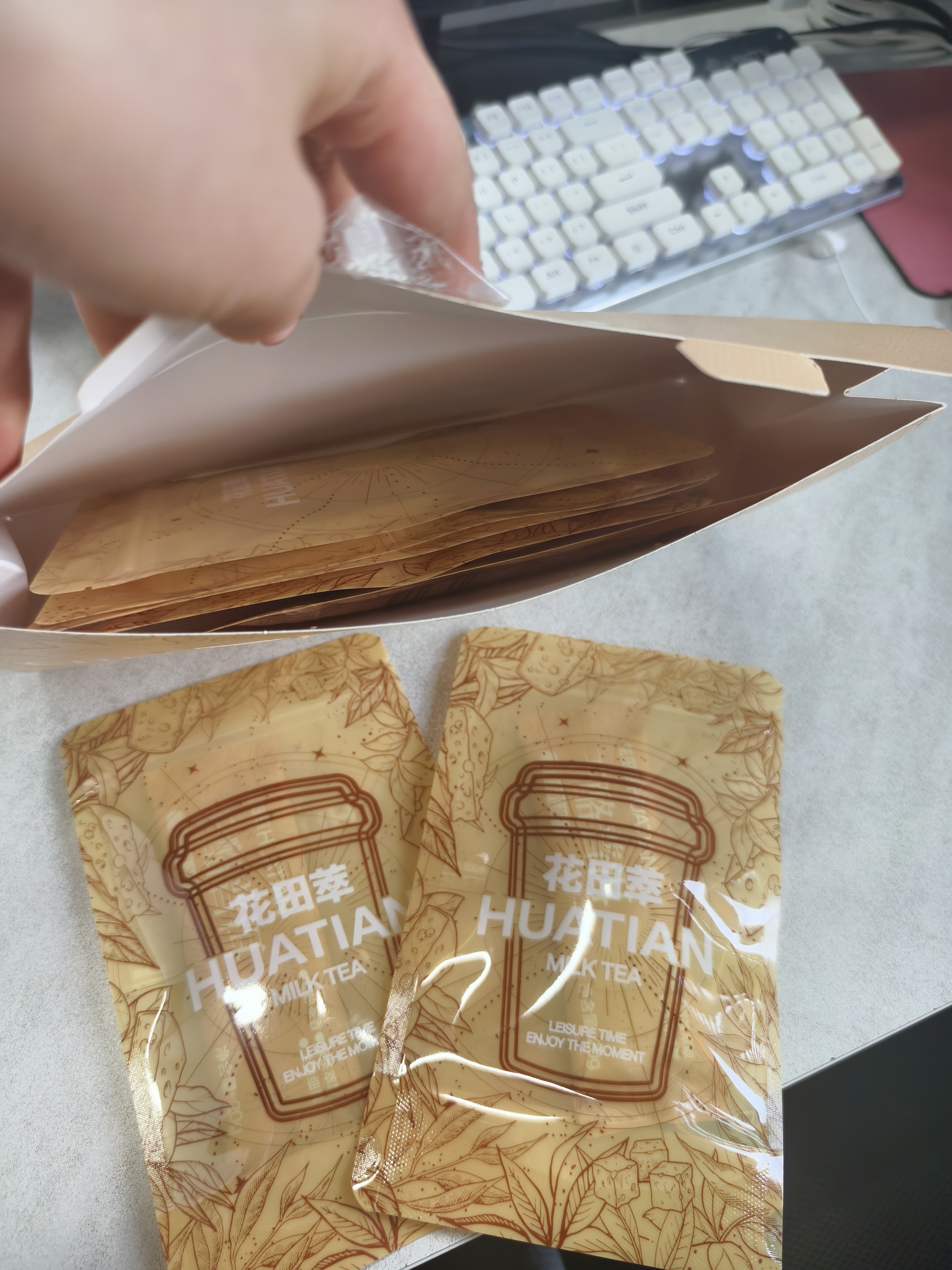 花田萃生酪普洱即溶乳茶奶茶0添蔗糖原茶萃取乳茶茶姬即溶牛乳茶20g*7袋 实拍图