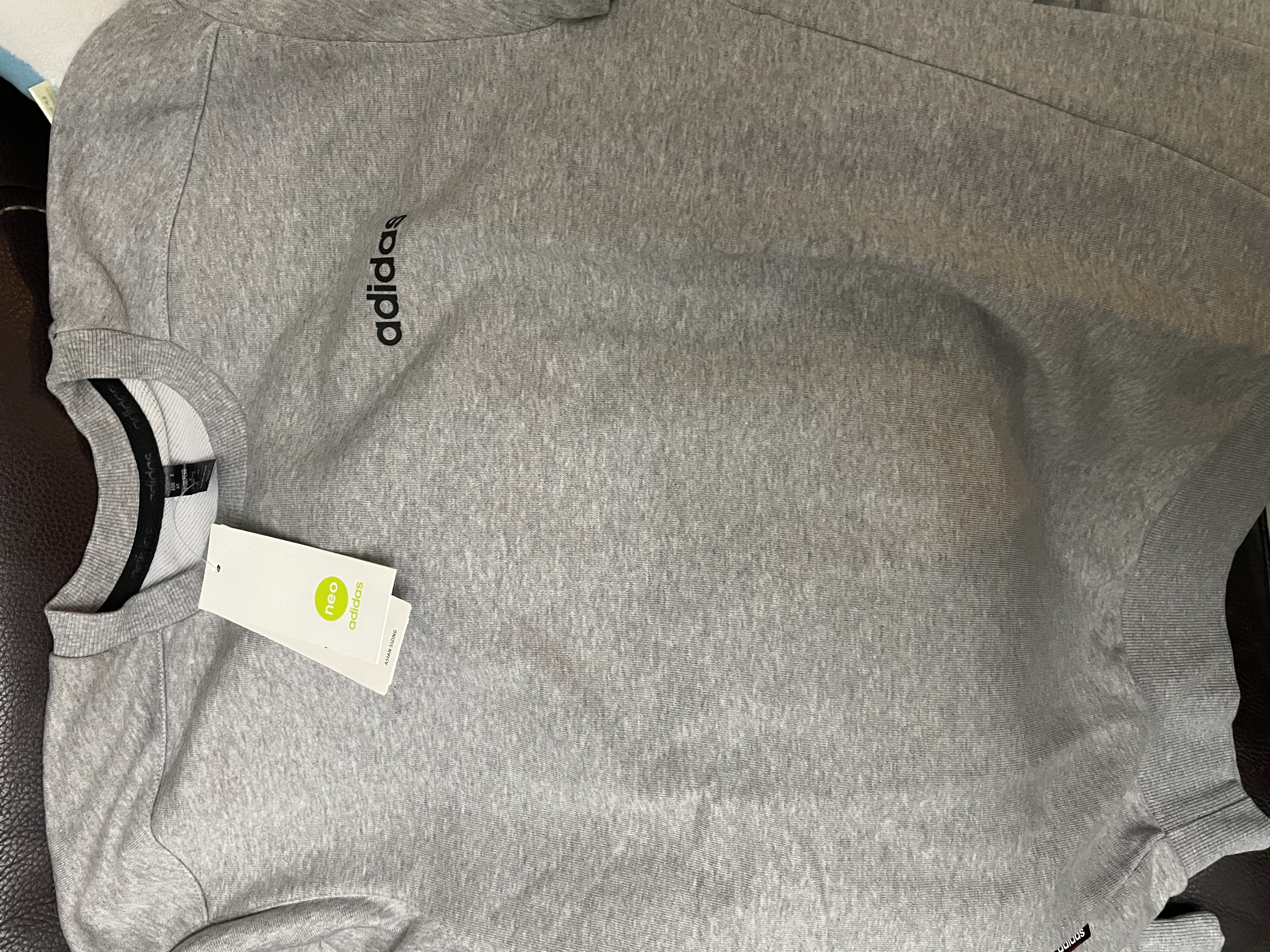 阿迪达斯（adidas）男款套头舒适潮流运动针织套头圆领卫衣JF3223 实拍图