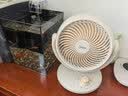 美的（Midea）【小型风扇】轻音台式桌面空气循环扇家用柔风电风扇宿舍办公迷你台扇落地扇空调伴侣 GAF18AD 实拍图