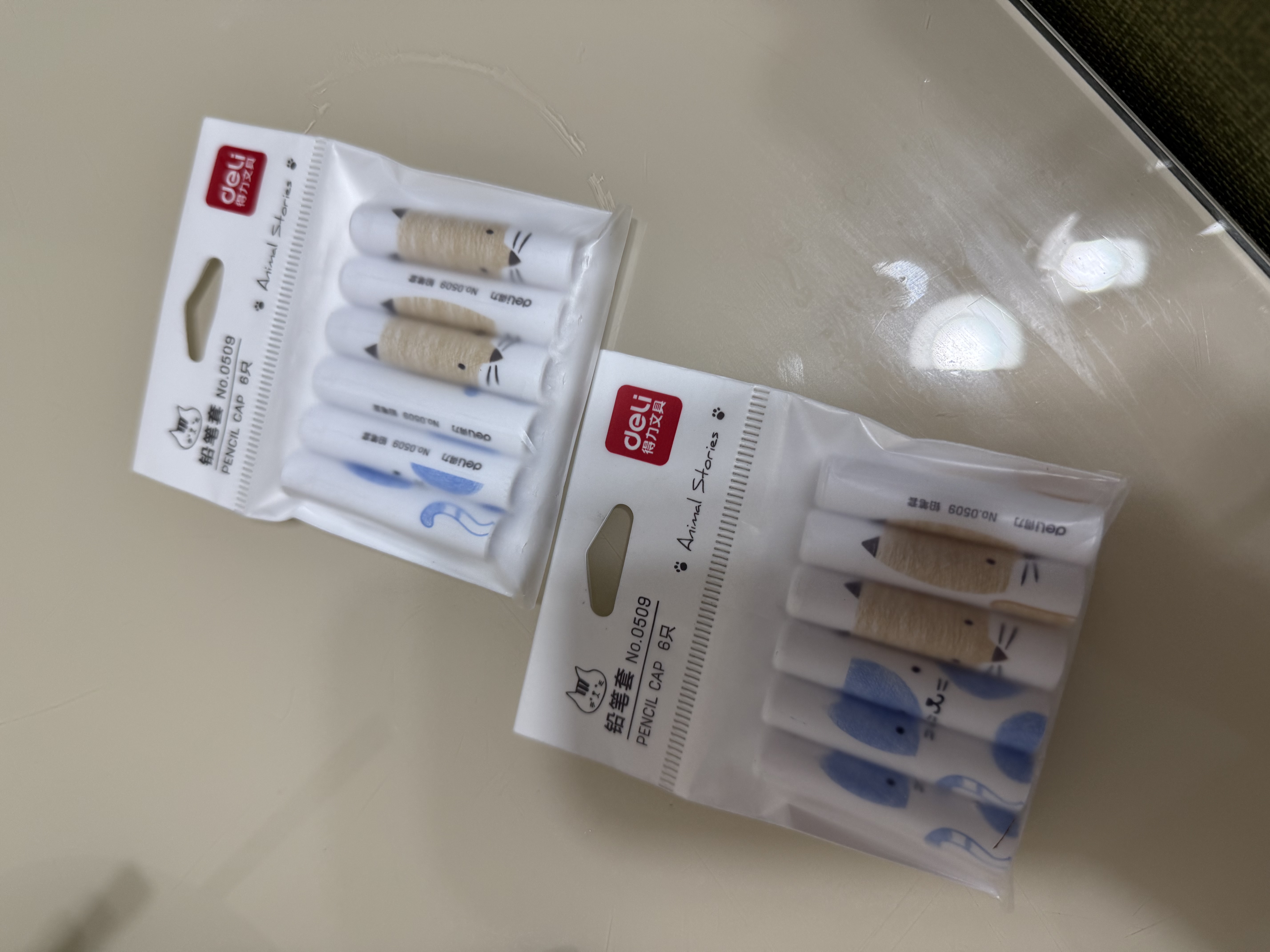 得力（deli）6支装铅笔套 可爱图案铅笔延长器 抗震耐摔防断铅 安全气孔设计 0 颜色随机高考祝福礼物 实拍图