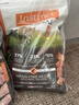 instinct天然百利进口猫粮无谷三文鱼美毛通用猫粮4.5kg【27.8】 实拍图