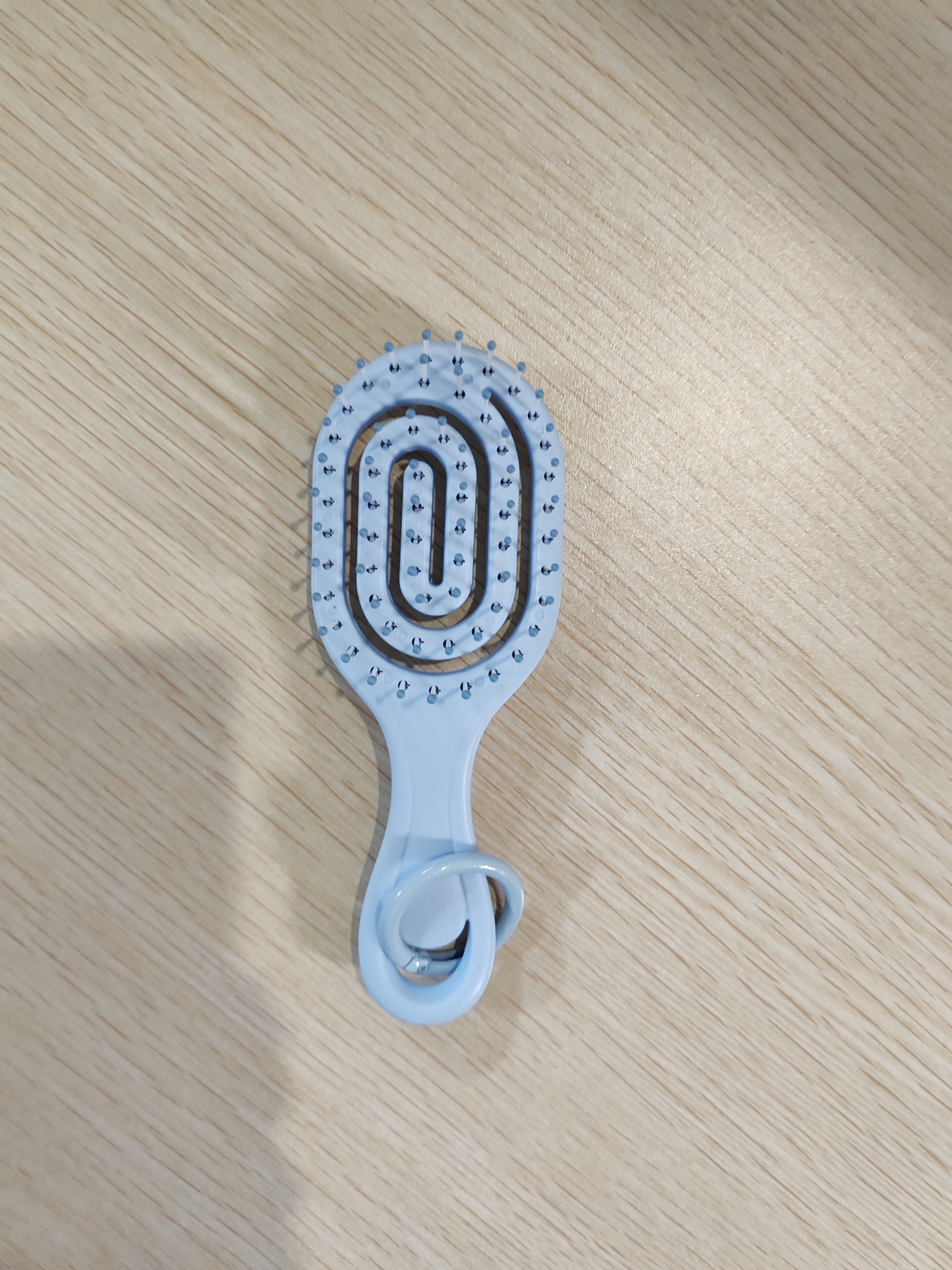 名创优品（MINISO）梳子挂件排骨梳超迷你便携挂式弹力骨梳蓬松发梳头皮按摩梳蓝色 实拍图