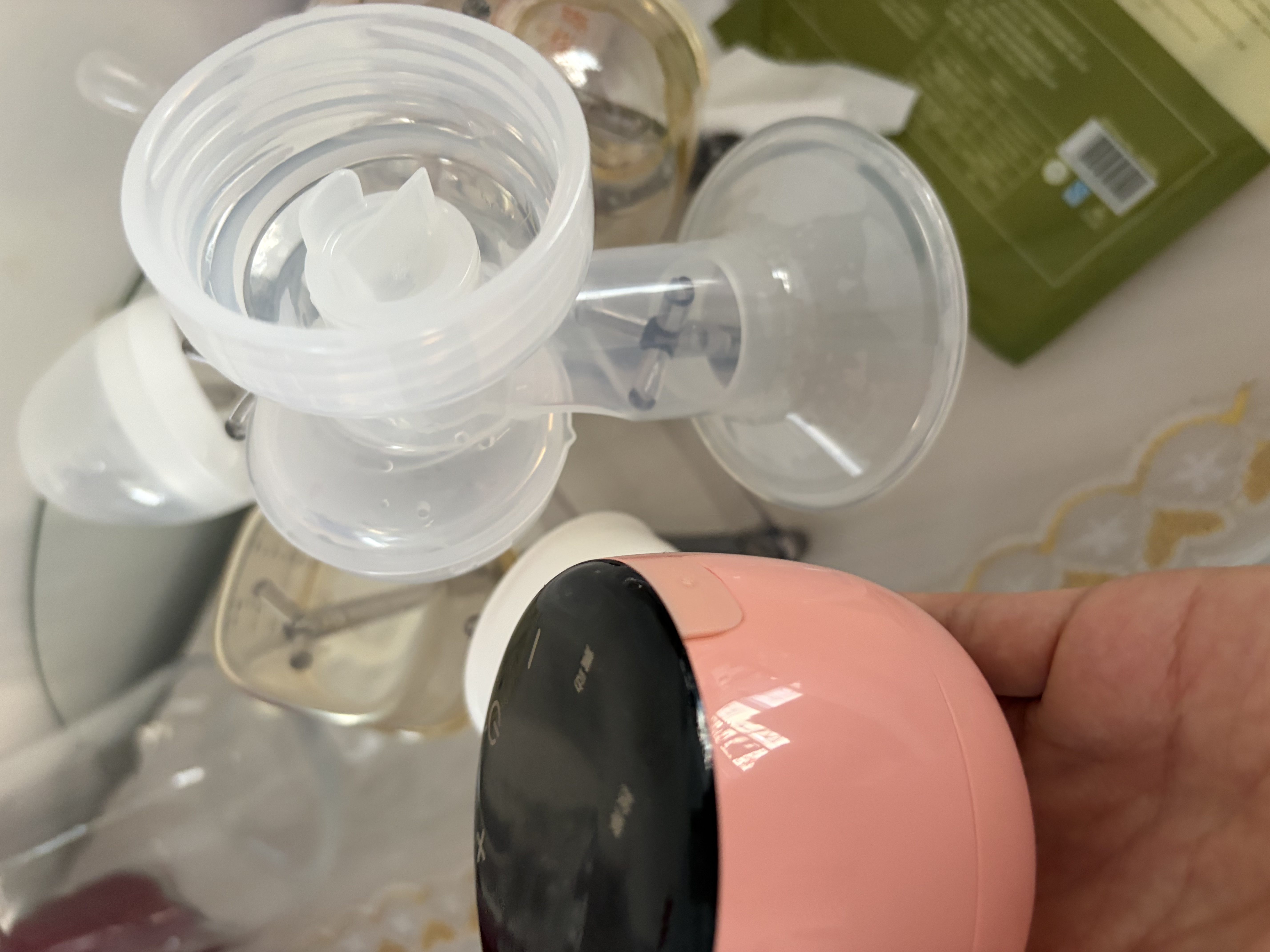 孕贝电动吸奶器变频单边吸乳一体式便携集乳大吸力全自动拨奶挤奶 【单边变频】5模30档+PPSU奶瓶 【轻量便携】舒适吸乳 实拍图