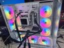 Thermaltake（Tt）枭龙 12 ARGB 雪白版 机箱风扇（ARGB风扇*3/集线器*1/主板同步/减震设计/PWM智能温控） 实拍图