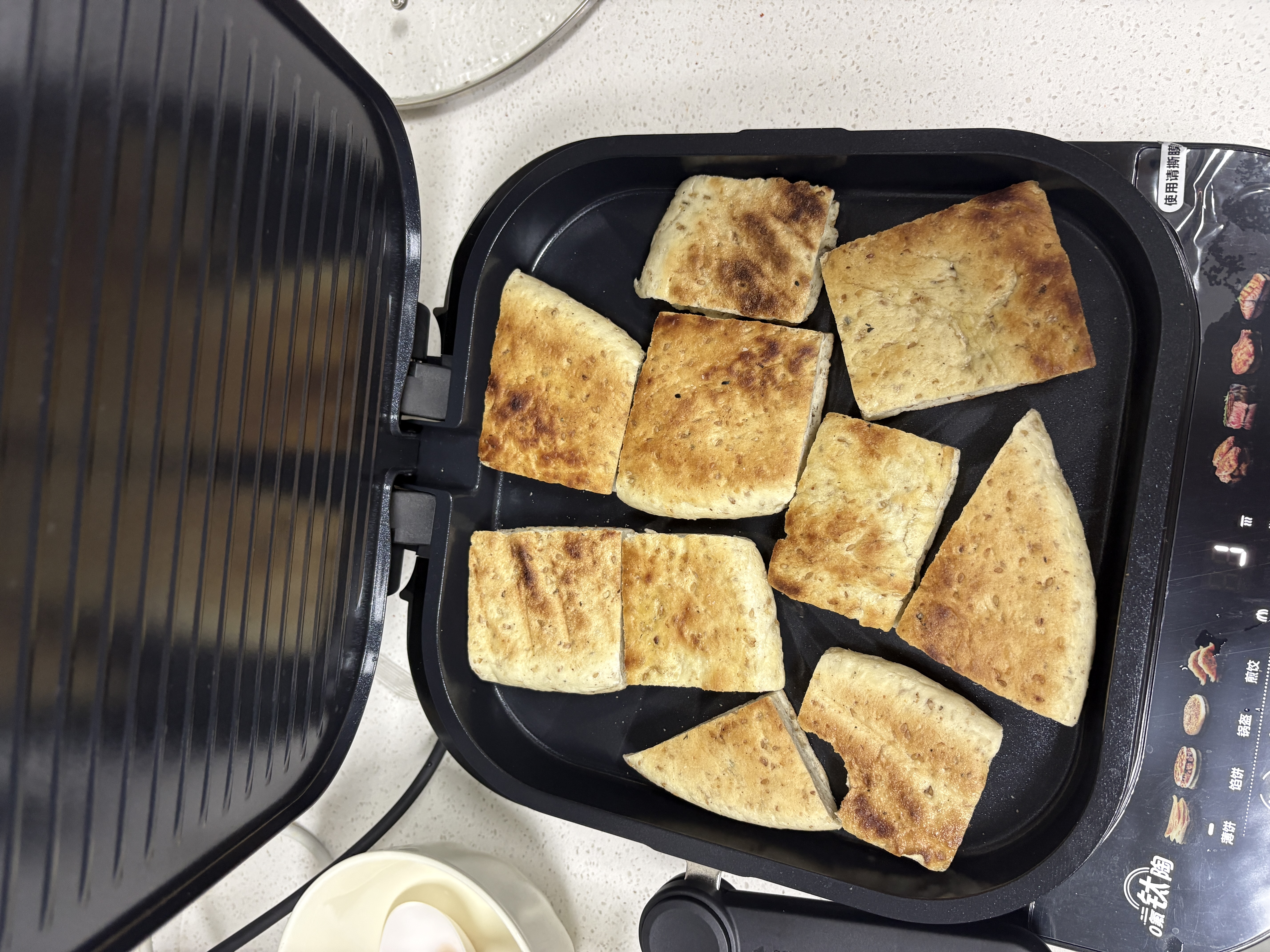 美的（Midea）电饼铛 可拆洗大火力速热 三明治机早餐机煎饼锅 方形蒸汽煎烤悬浮加深加大烤盘烙饼 纳米钛陶速脆|JKC30X98 实拍图