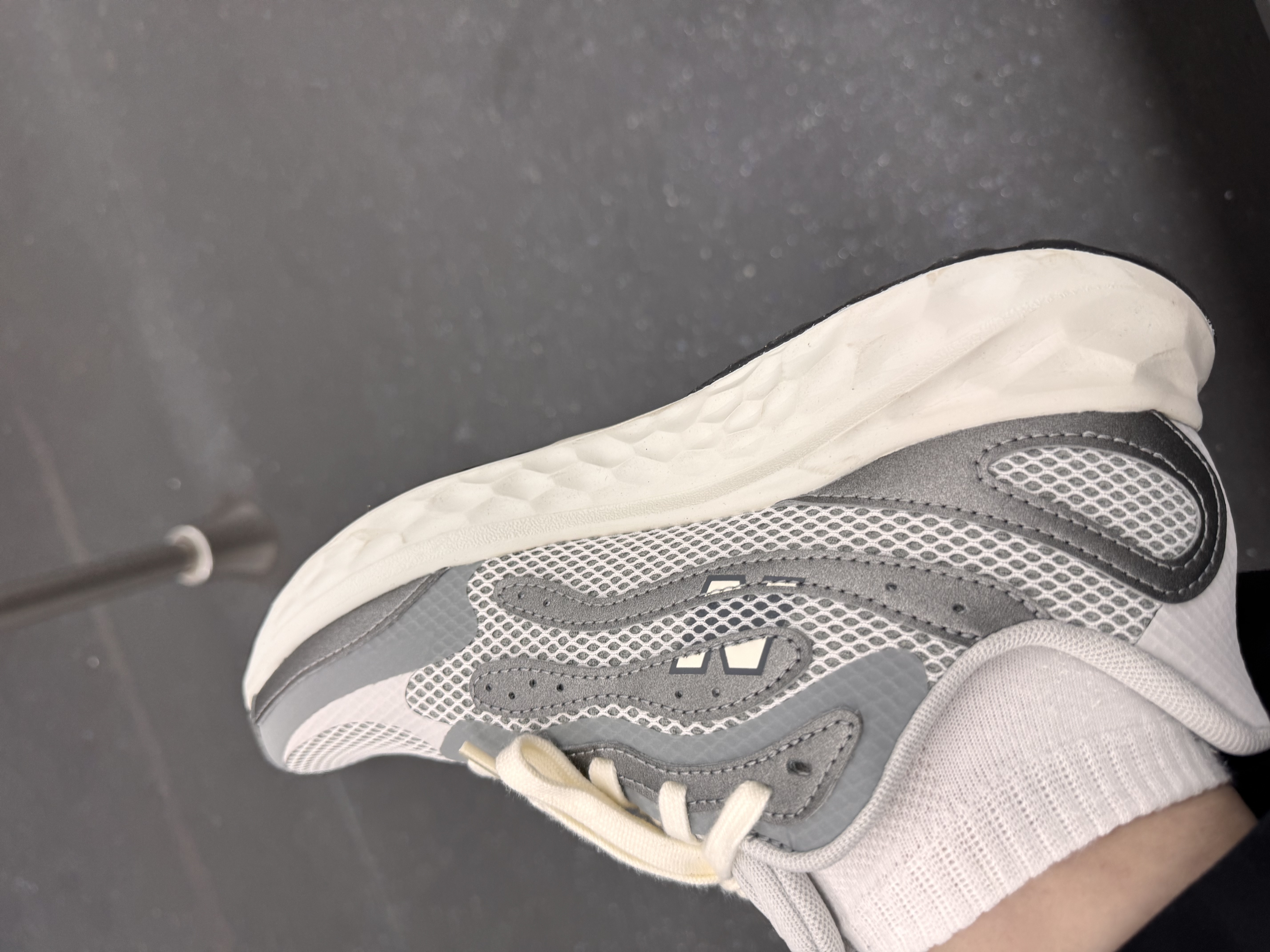 NEW BALANCE秋季男鞋Arishi v4缓震耐磨户外运动专业跑步鞋MARISTG4 41.5 实拍图