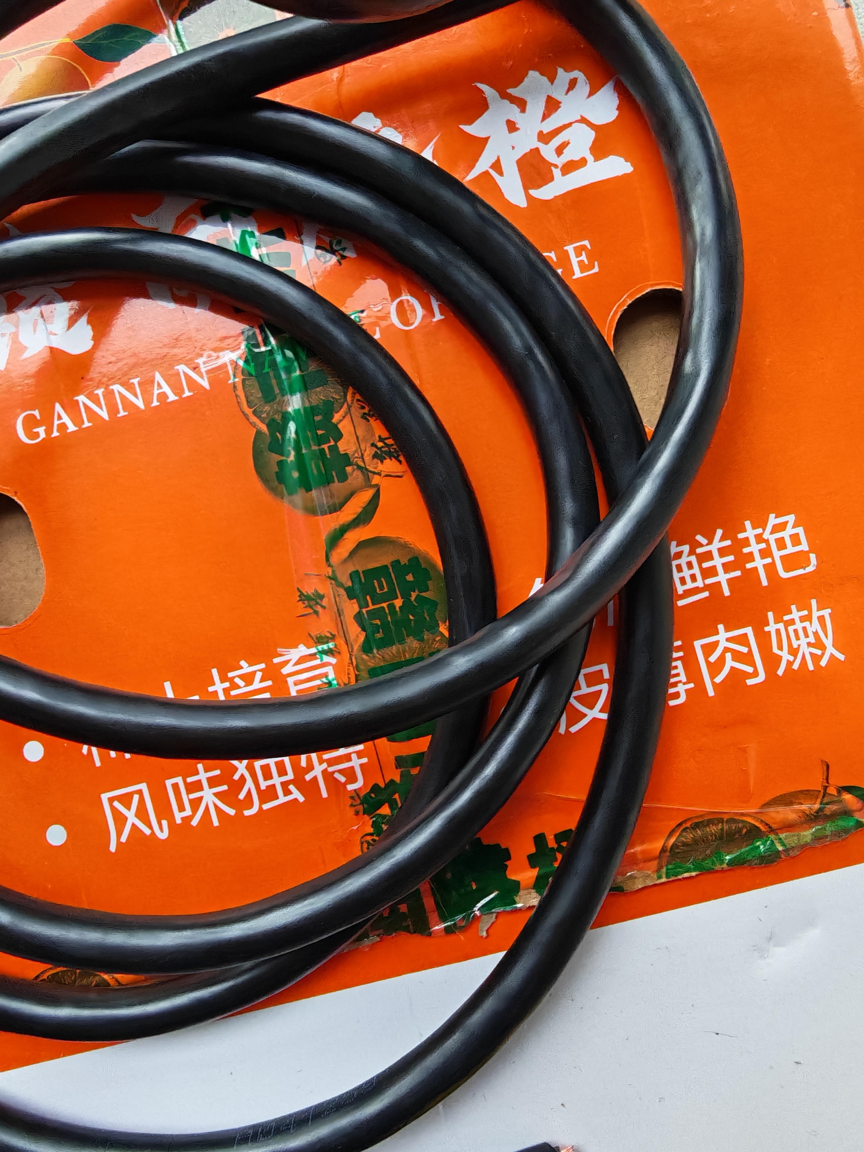 德力西RVV护套线三芯0.5-6平方铜芯电线国标室内家用家装延长线缆散卖剪 黑色3*2.5 1m(1件为1米) 实拍图