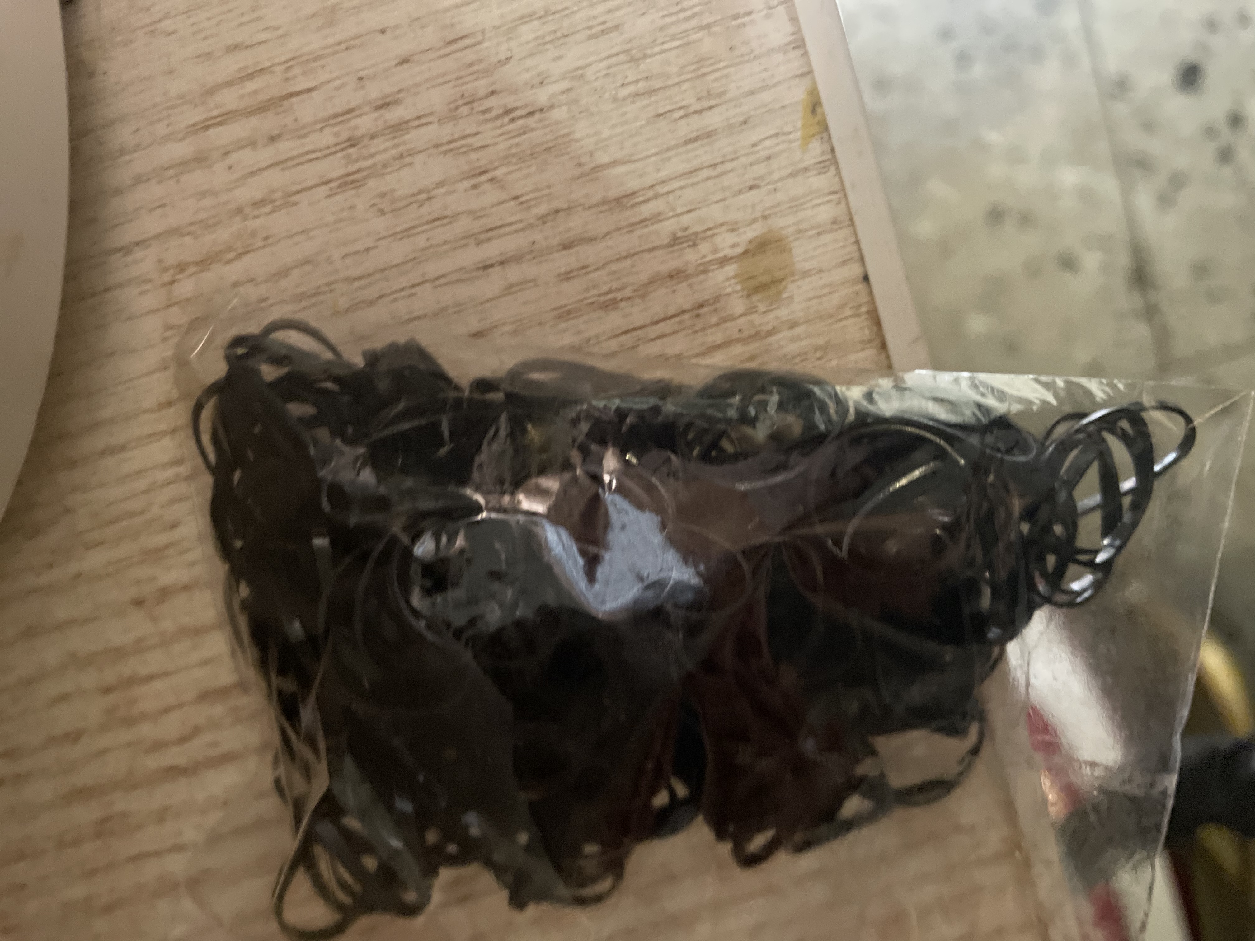 美发工具儿童彩色一次性橡皮筋发圈高弹力不伤发小啾啾扎辫子发绳 加厚纯黑色【约500根】 实拍图
